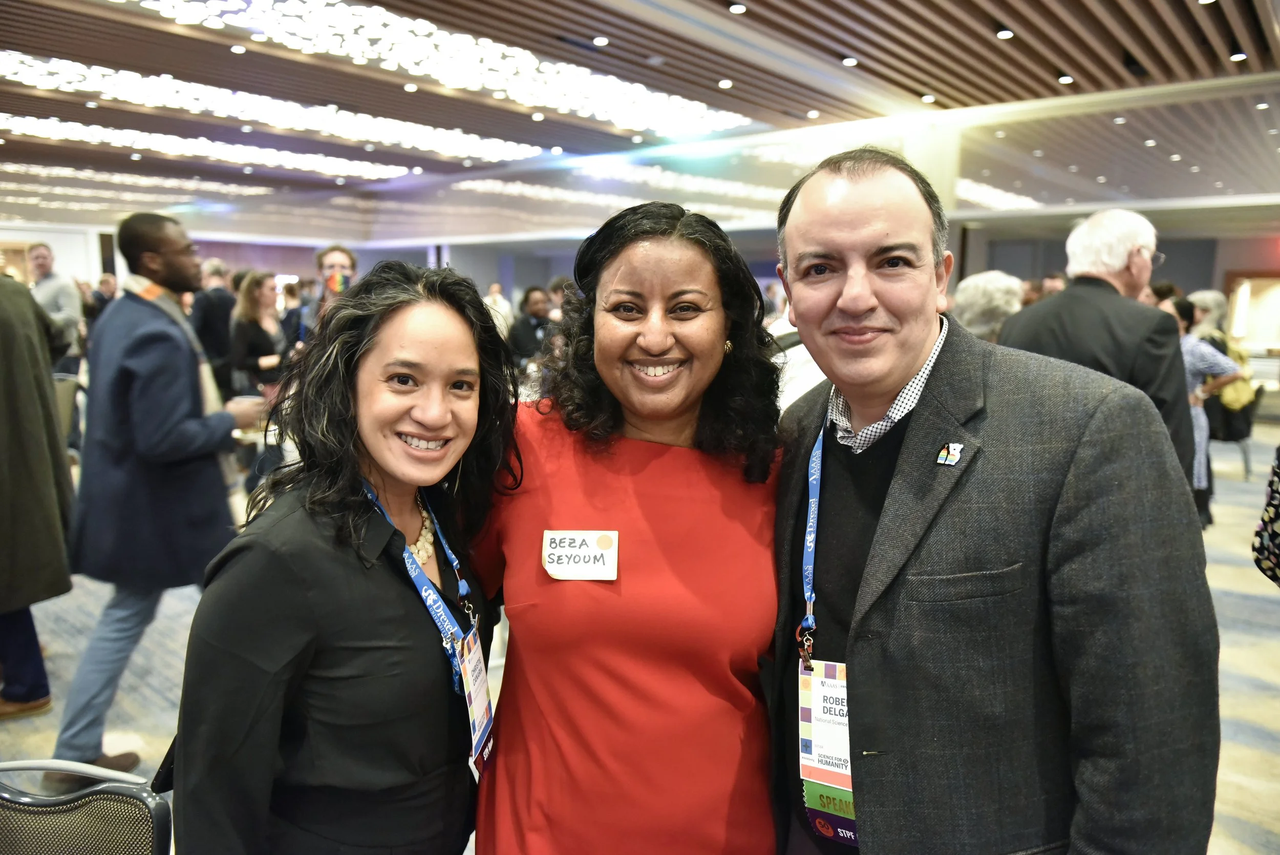 img-alums at mixer.JPG