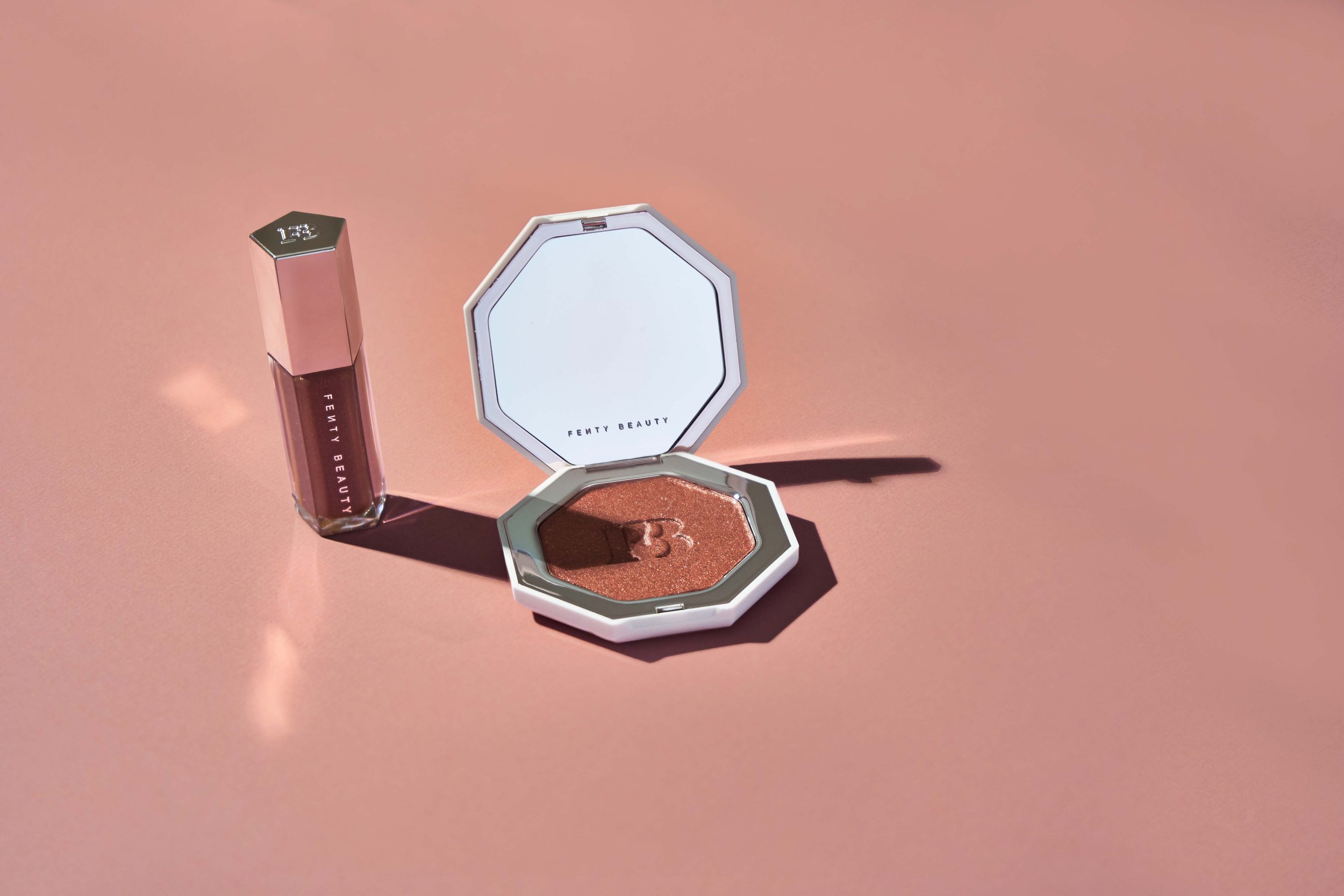 Penny4uthots_Hot-Chocolit-Gloss_FB_001.jpg