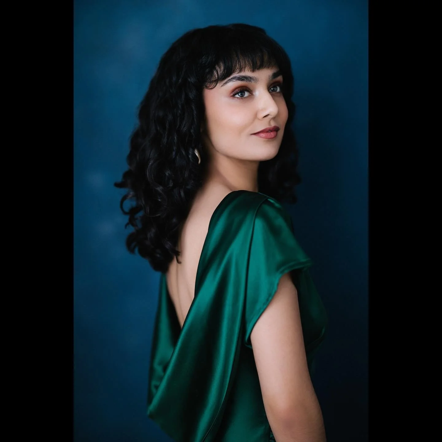 Headshots &lsquo;25 ✨

📸: the BRILLIANT @studiococonyc 
.
.
.
.
#headshot #headshots #headshotsession #operasinger #opera #operasingersofinstagram #classicalsinger