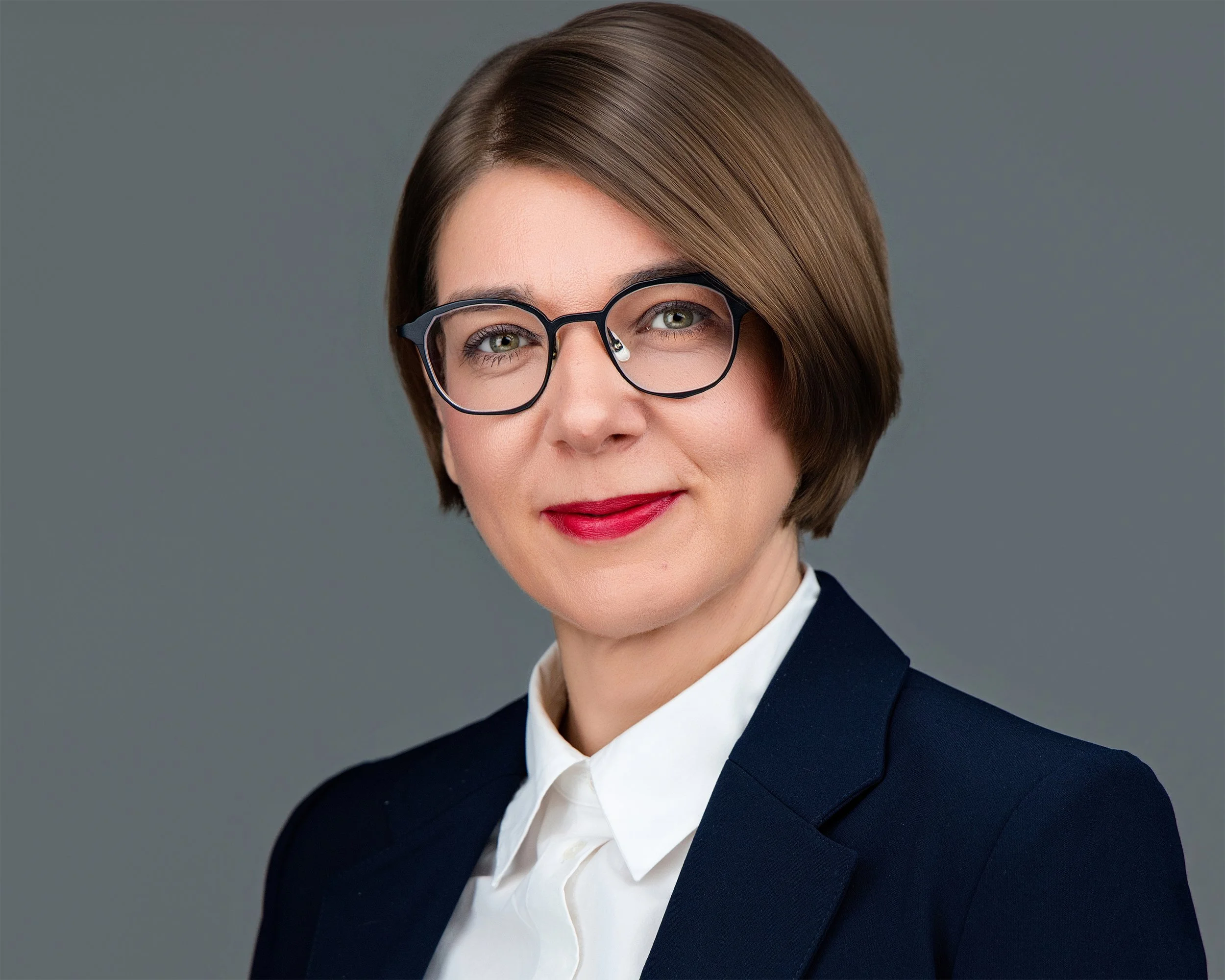 Sara Pavan_1-0015-headshot_crop.jpg