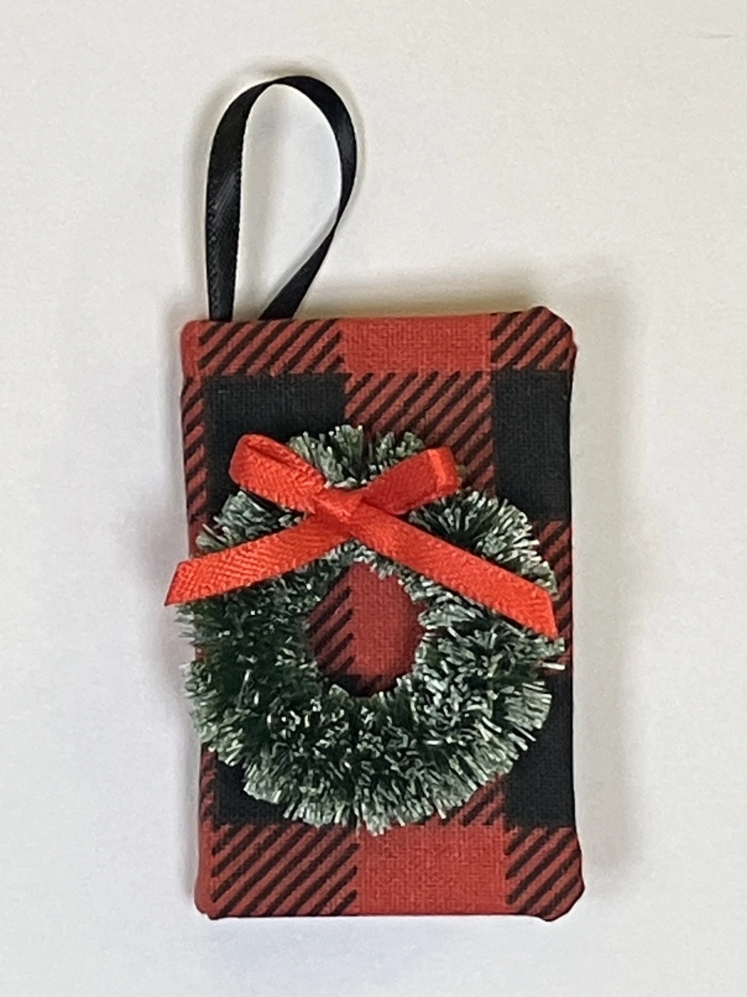 Mini Journal Christmas Ornament Flannel Wreath