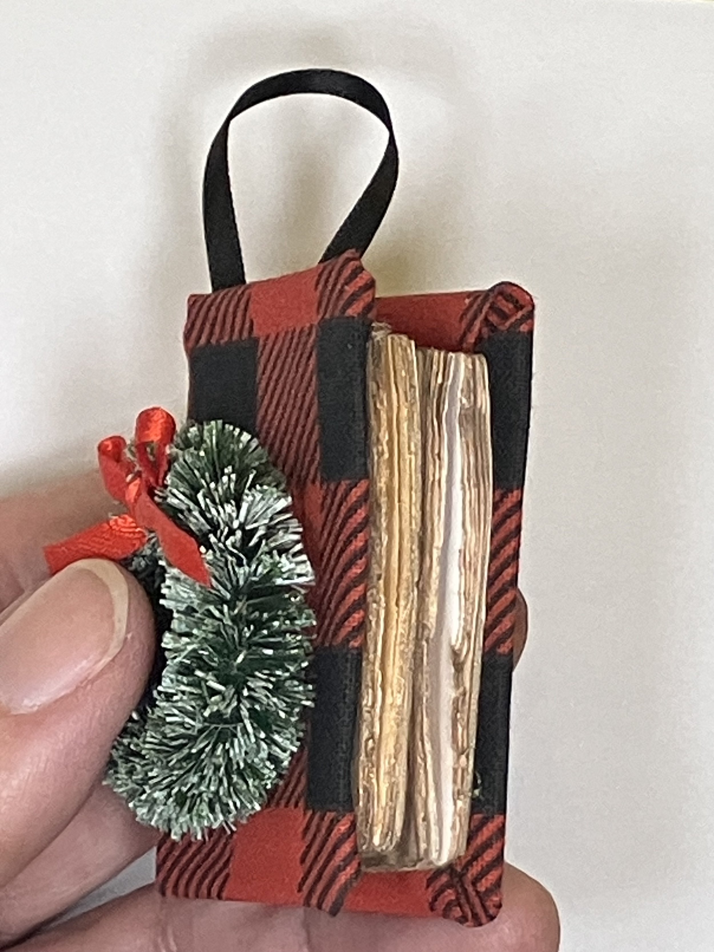 Mini Journal Christmas Ornament Flannel Wreath