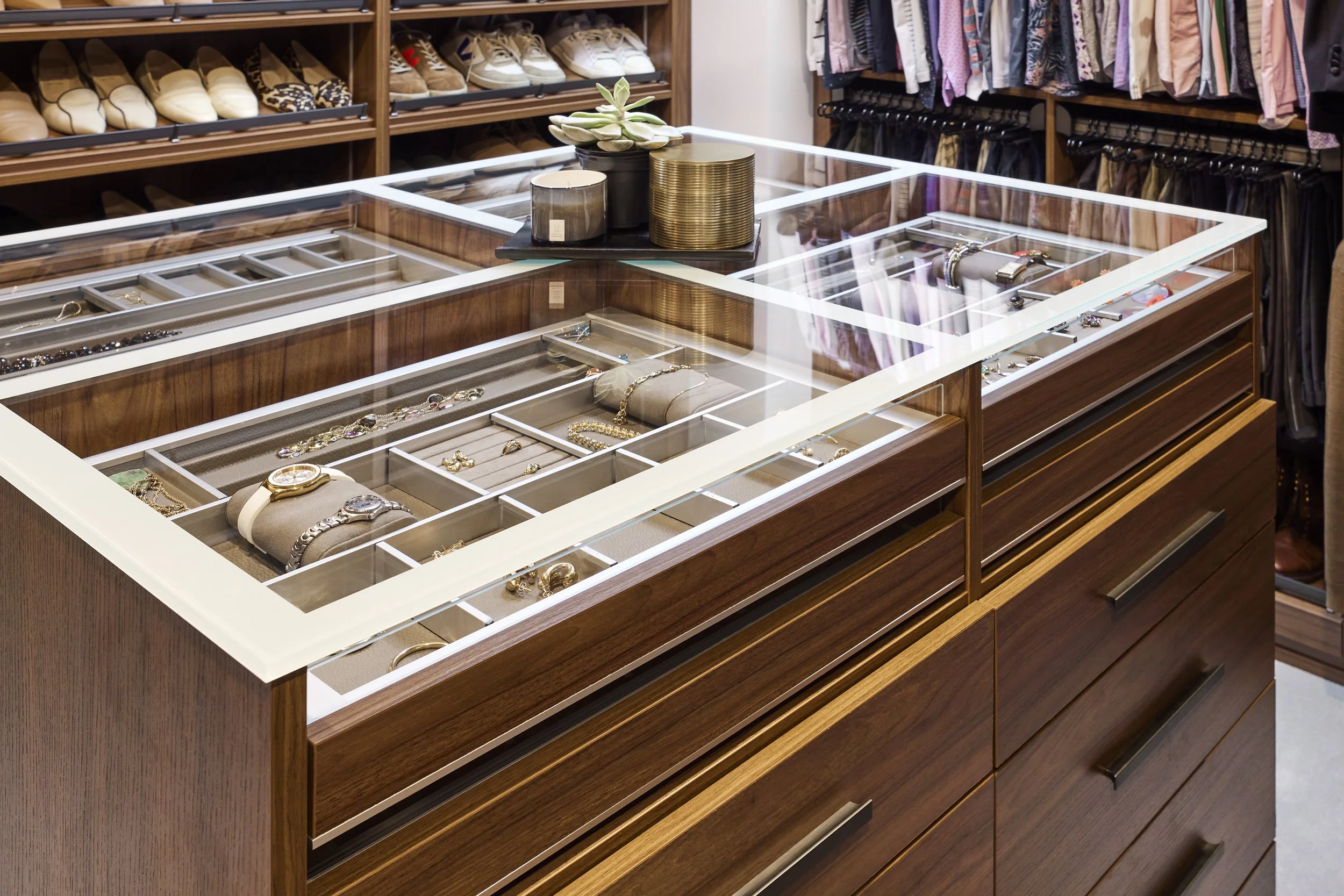 Artala Seattle2101_FLAT.jpg