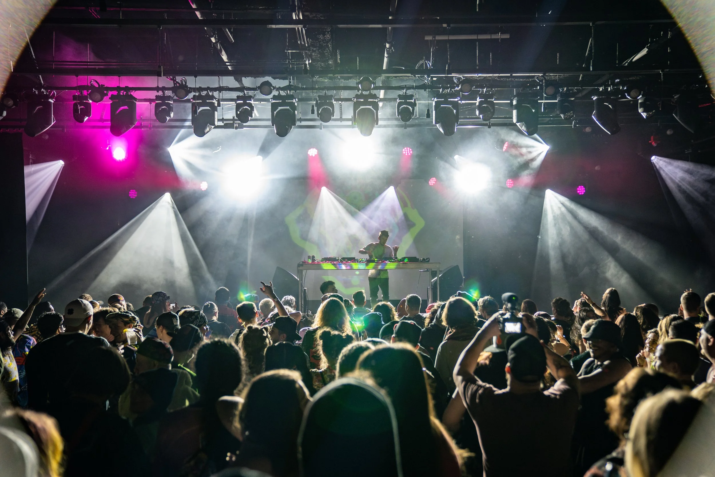 3 7 24 Dirty Monkey-10.jpg