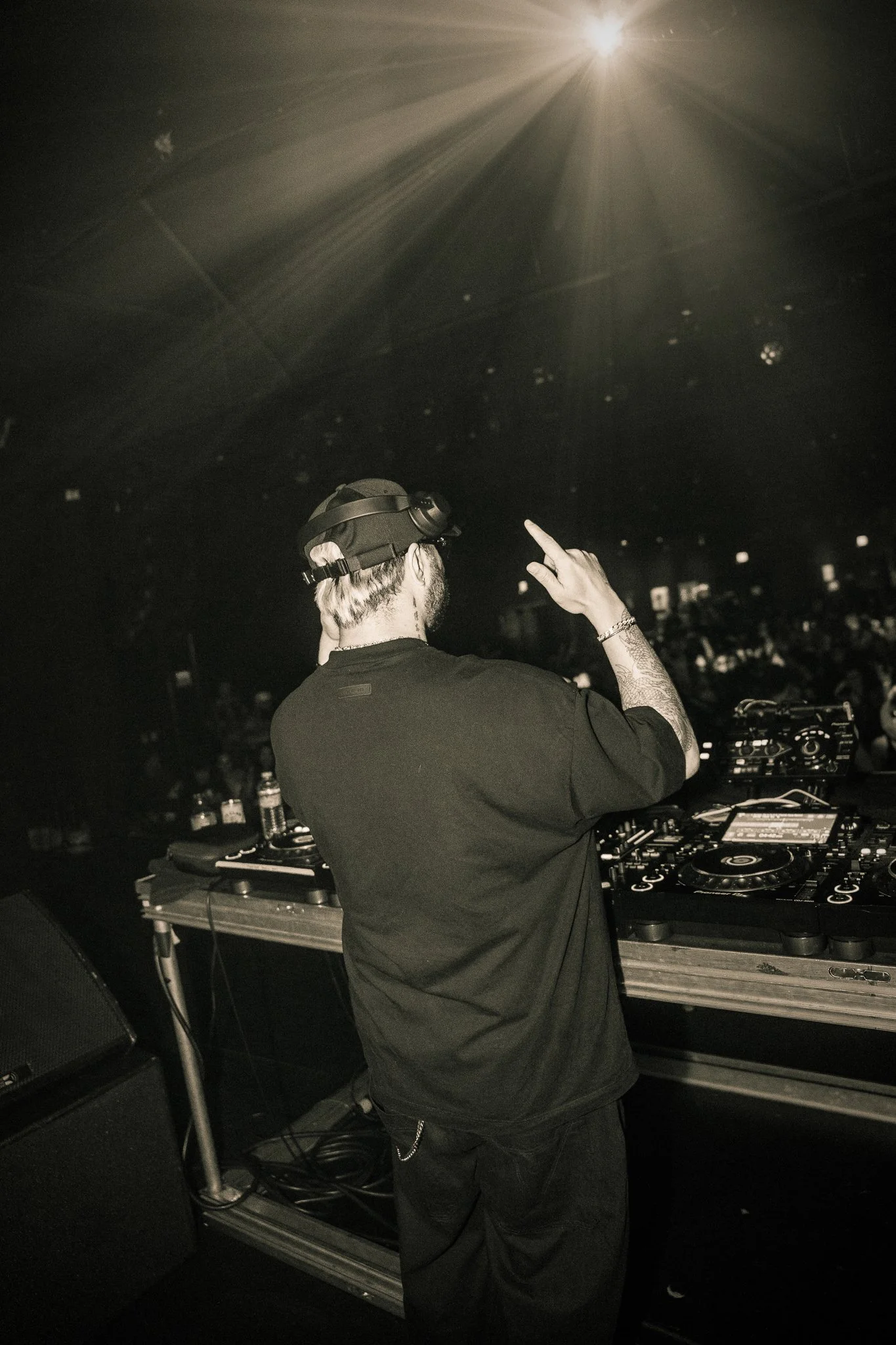 WAX MOTIF (2-14-2026) - PHOTOS BY BRAM DOWNS - FOCKED.NET-48.jpg