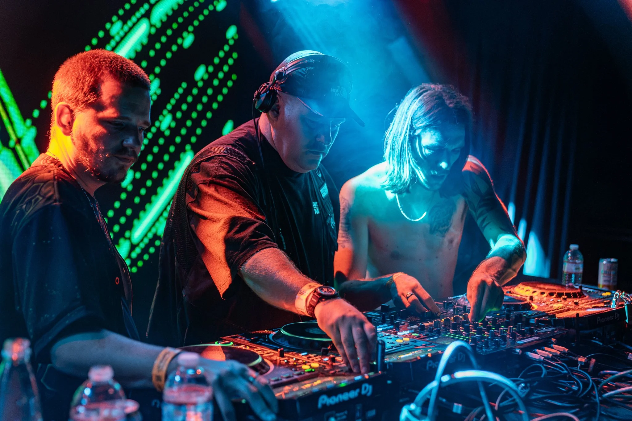 EZB B2B DM @FOCKEDMEDIA-03.jpg