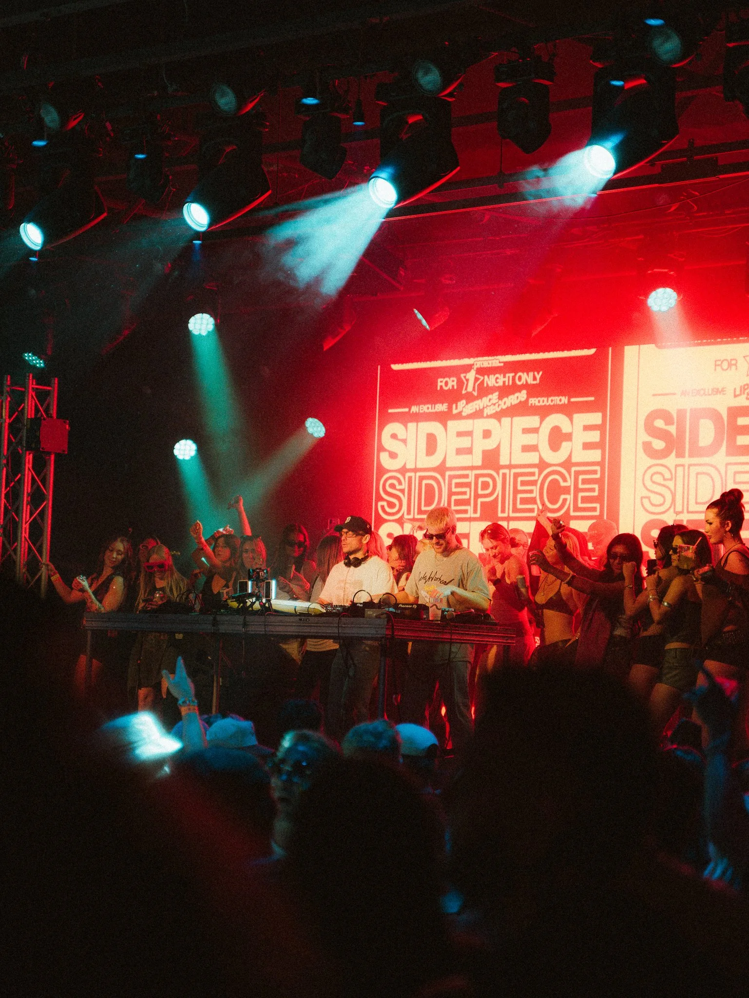 SIDEPIECE @vnshvisual-7.jpg