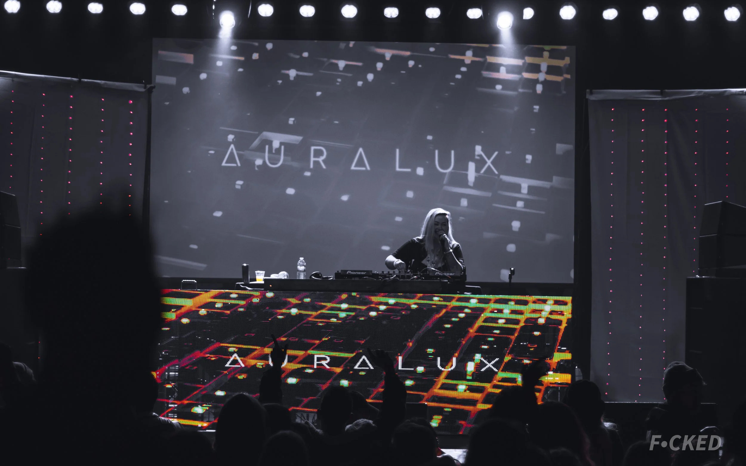 Auralux - THUMP Heartbeats - Photo-01.jpg