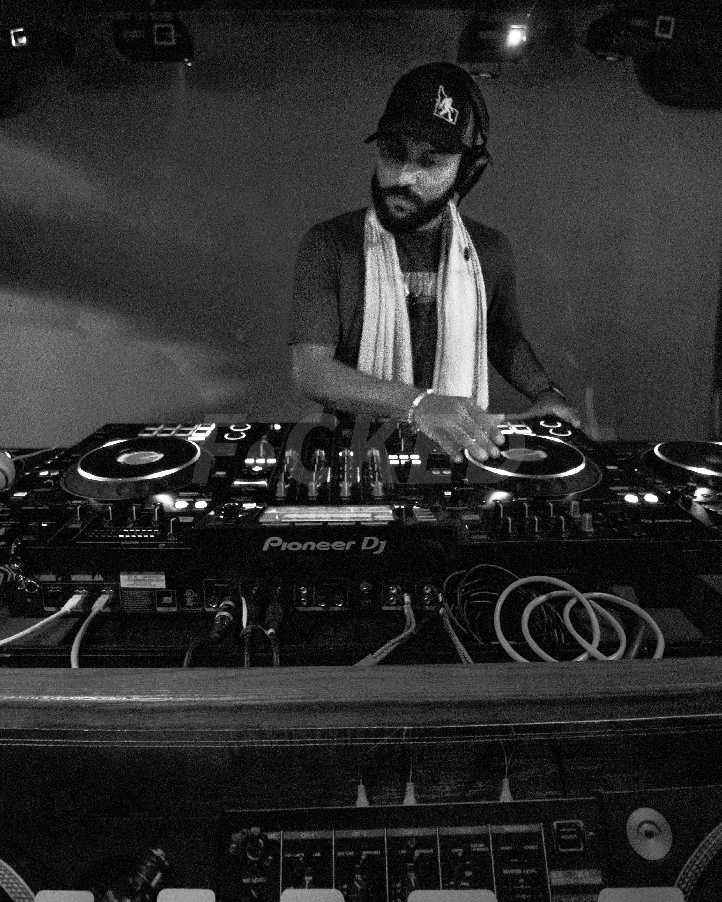THUMP Heatwave - Hamza - Focked.net-15.jpg
