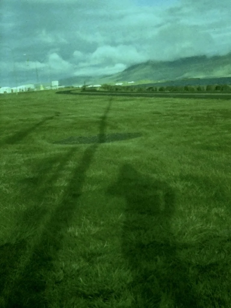 shadow A6E3662B-FF17-492F-A2C4-72CDA0FA662B_1_105_c.jpeg