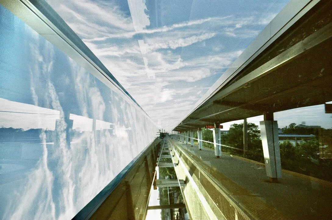 train tracks flip 90 C5BC4CEC-CA88-467A-80A2-B210FFD108C1_1_105_c.jpeg