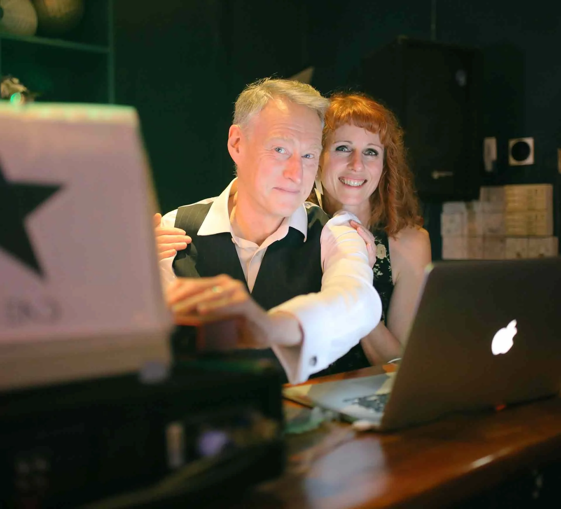 Tom and Emily at the decks