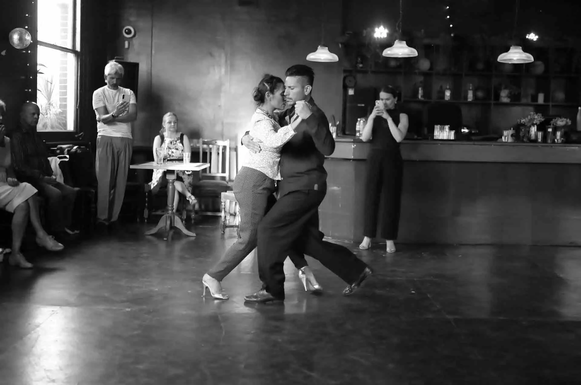 Natalia Hills and Rojer Zalazar teaching in Tango 178 Sunday classes in the New Cross House London 