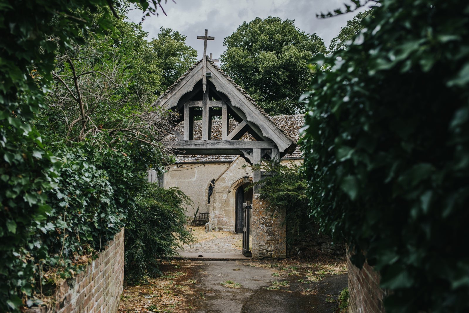 Oxfordshire_Tipi_Wedding_eva-photography_0019.jpg