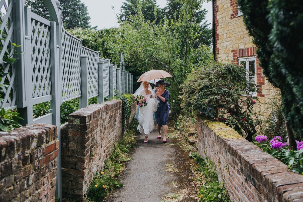 Oxfordshire_Tipi_Wedding_eva-photography_0024.jpg