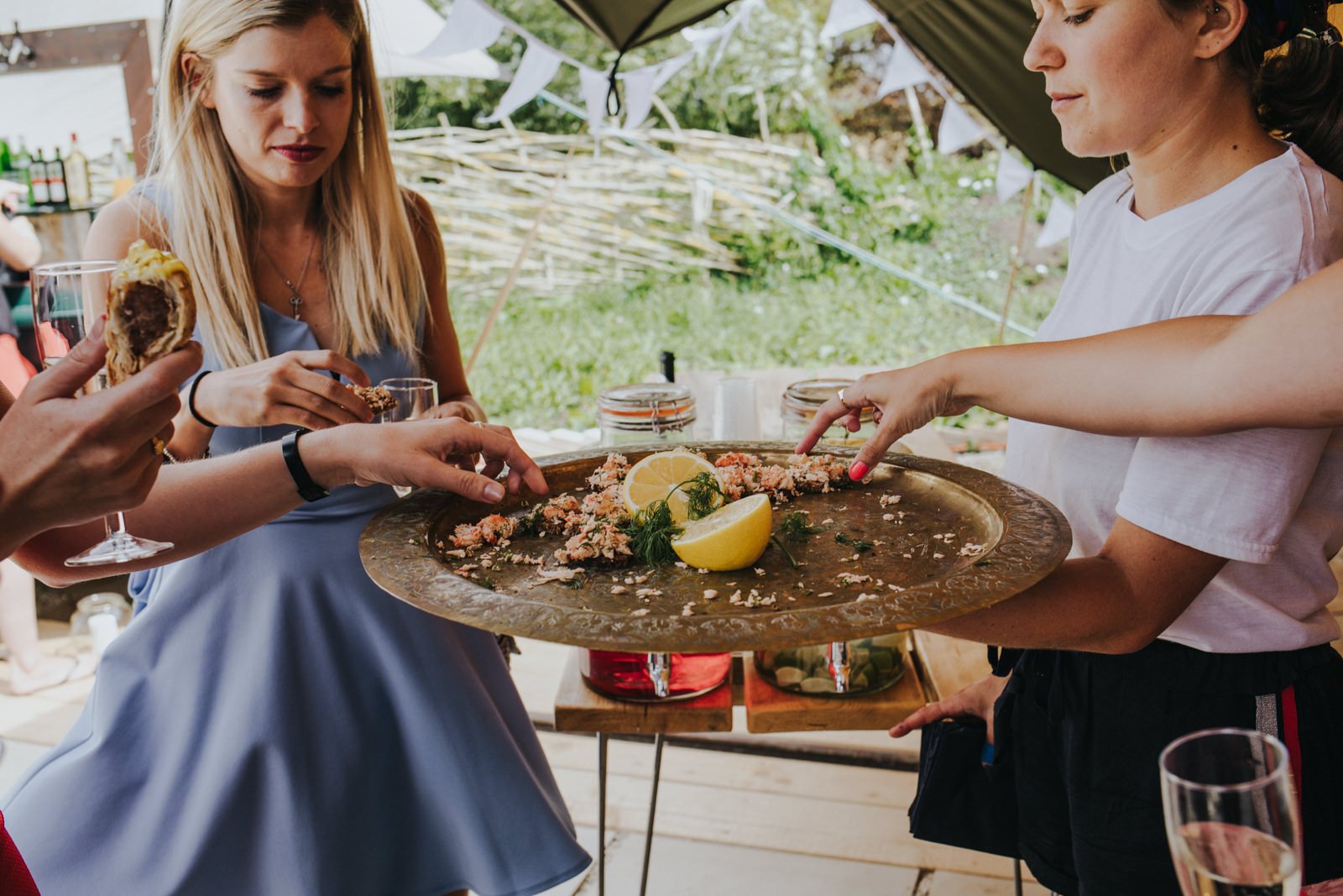 Oxfordshire_Tipi_Wedding_eva-photography_0058.jpg