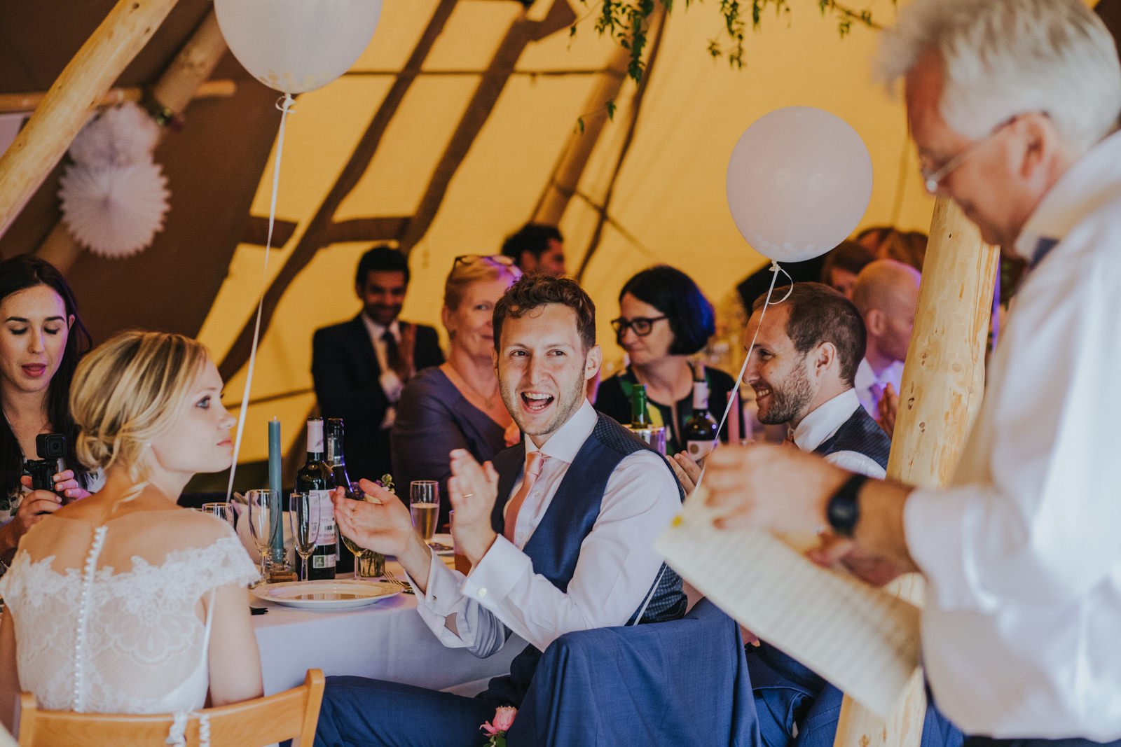 Oxfordshire_Tipi_Wedding_eva-photography_0077.jpg