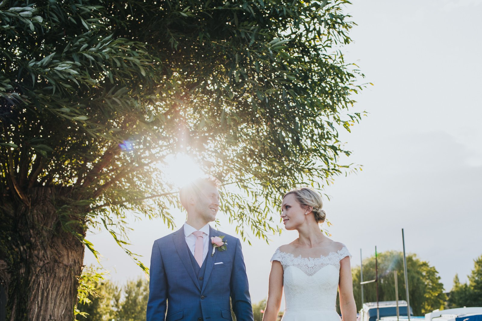 Oxfordshire_Tipi_Wedding_eva-photography_0087.jpg