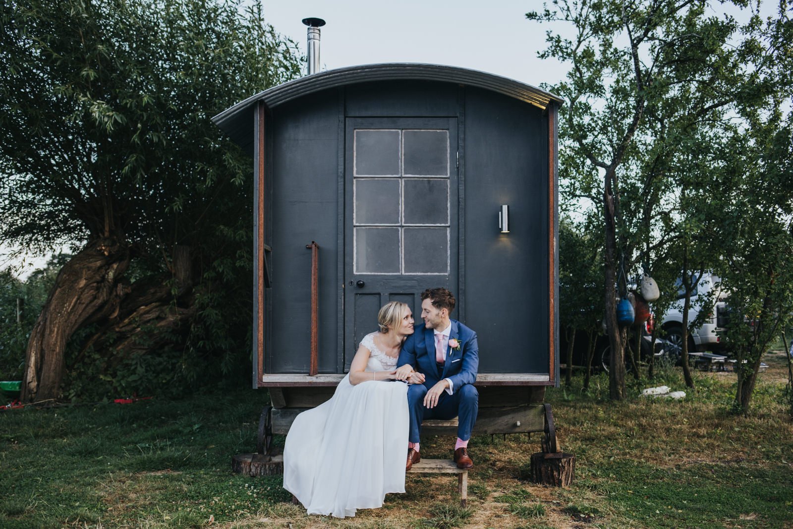 Oxfordshire_Tipi_Wedding_eva-photography_0093.jpg