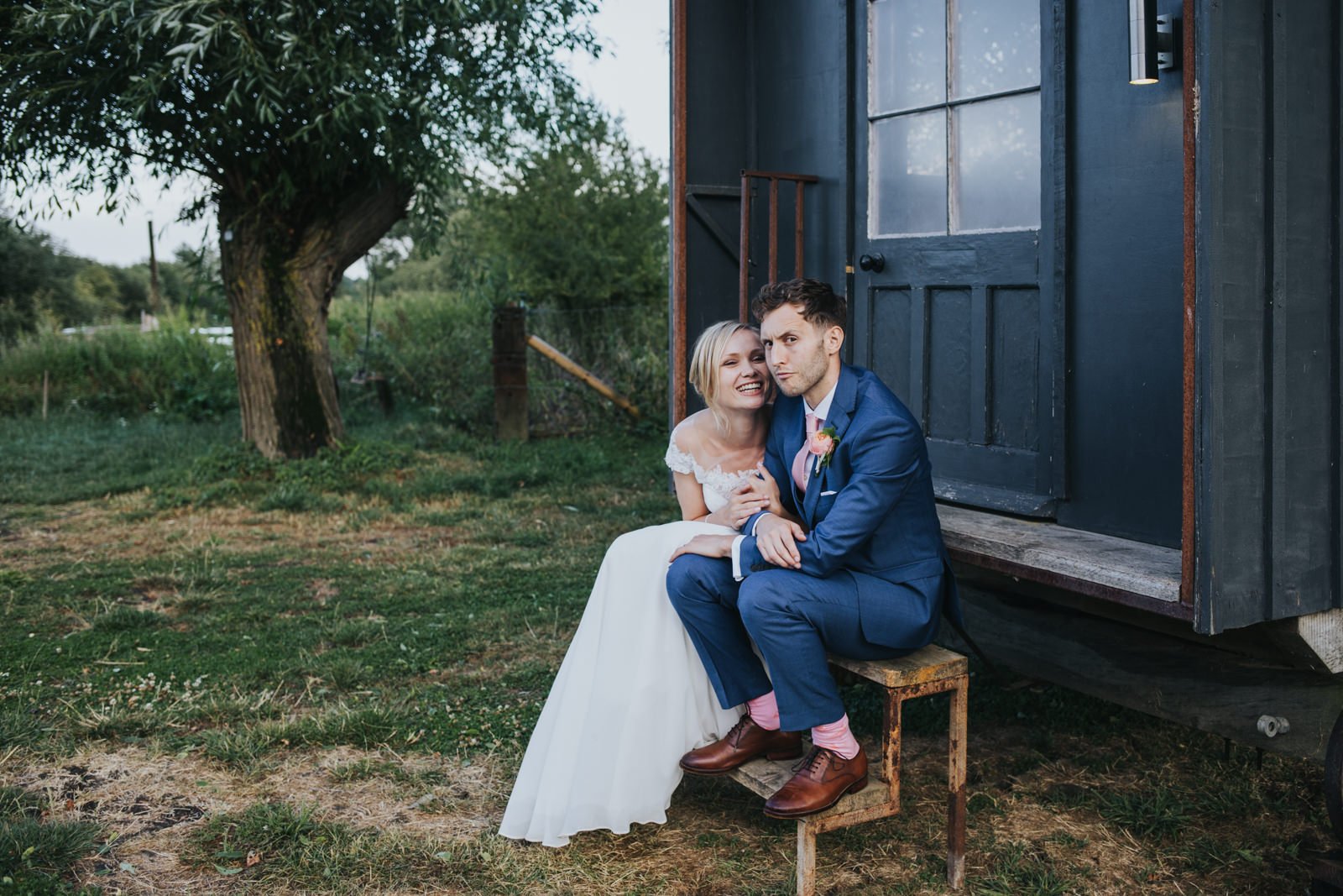 Oxfordshire_Tipi_Wedding_eva-photography_0094.jpg