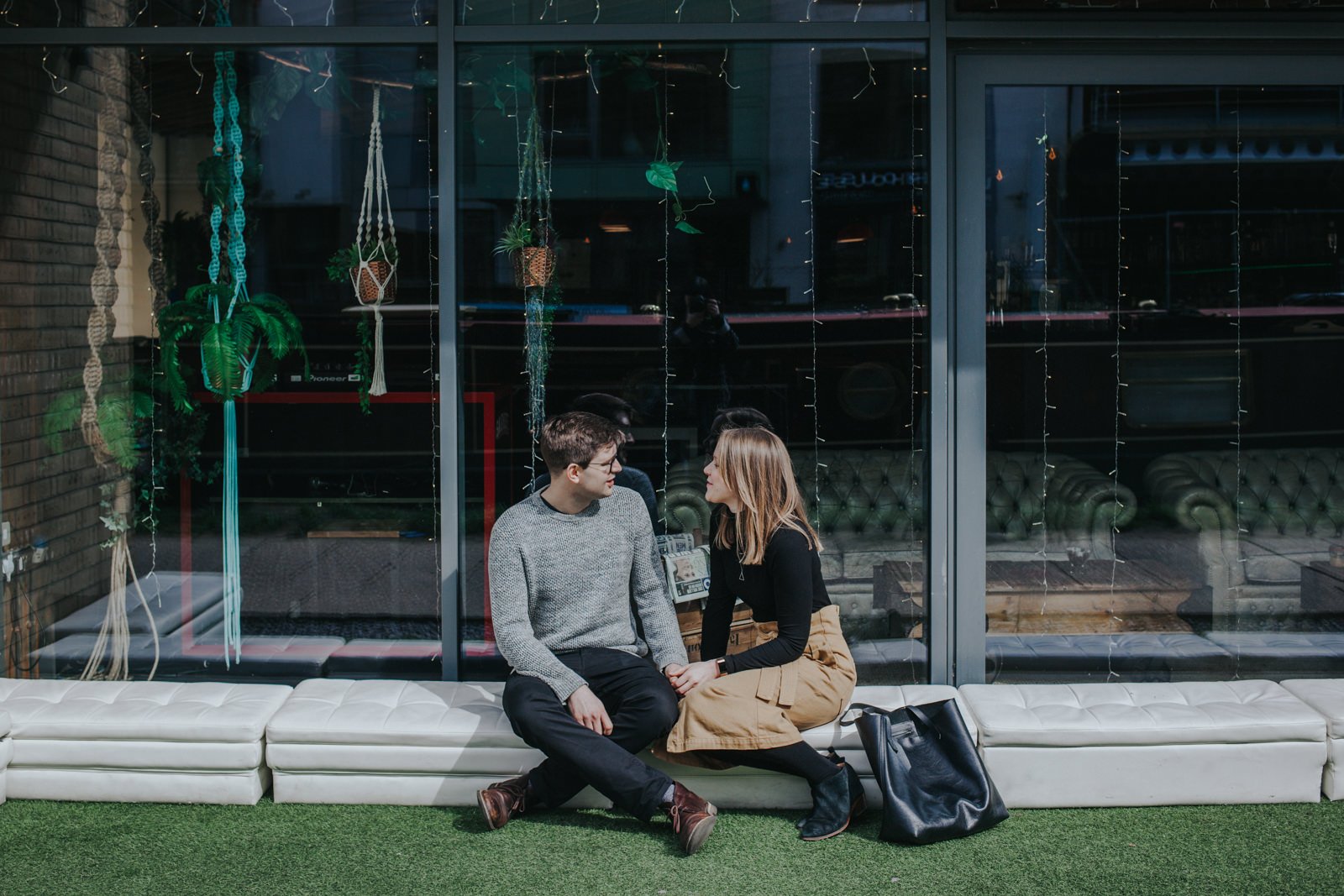 Broadway_Market_Hackney_engagement_shoot_eva-photography_00004.jpg