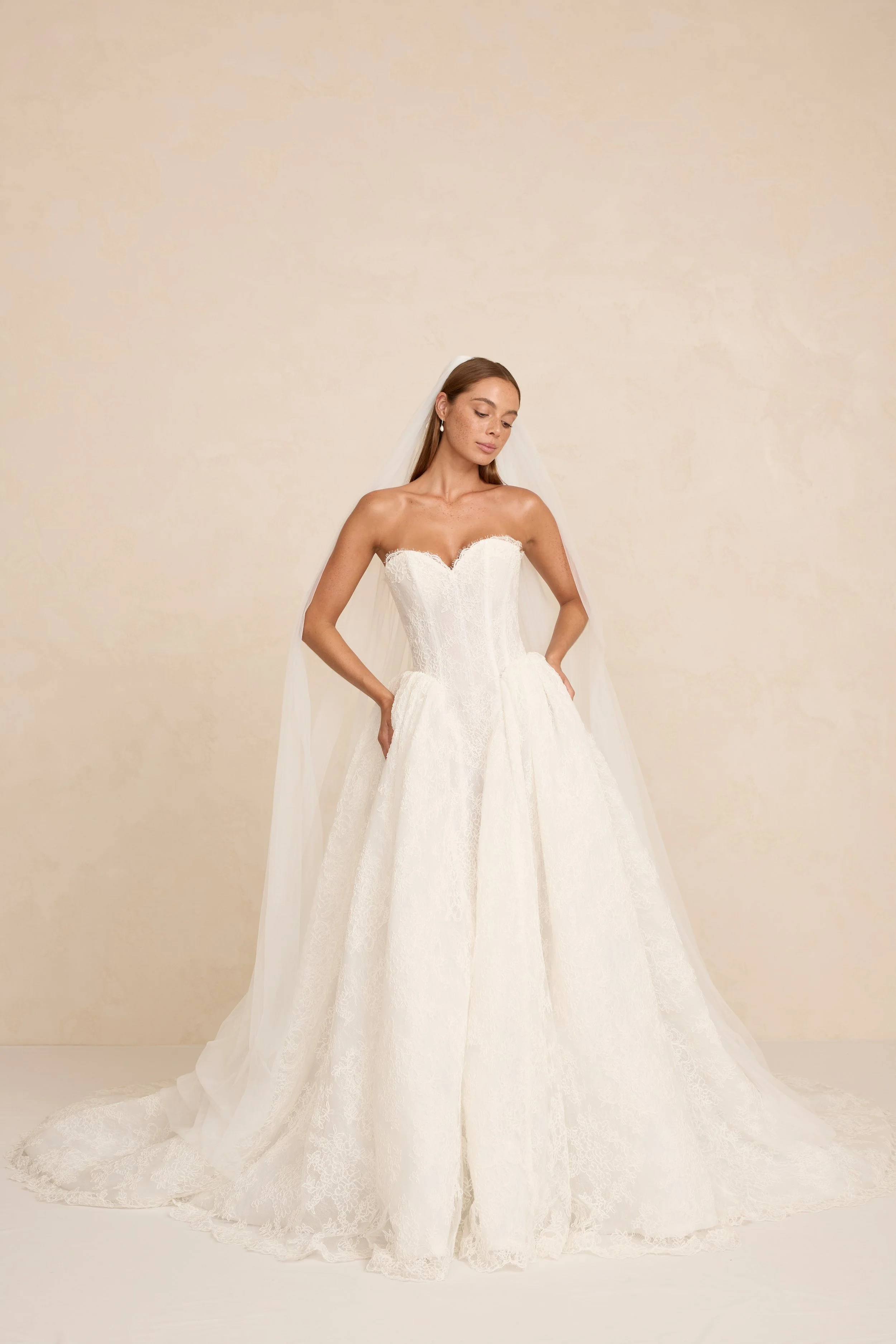 Rue - NEW ARRIVAL