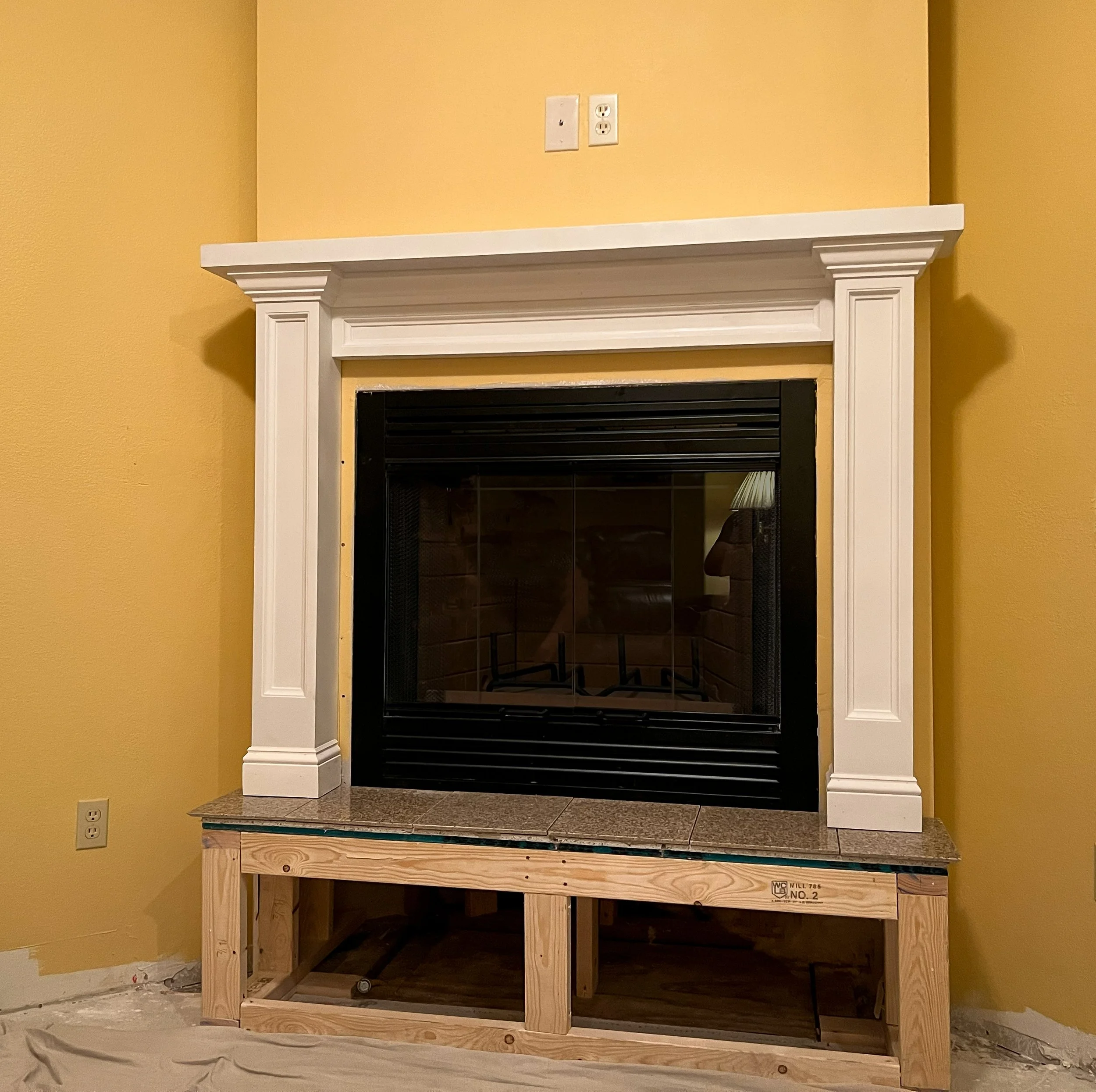 mantel-3.jpg