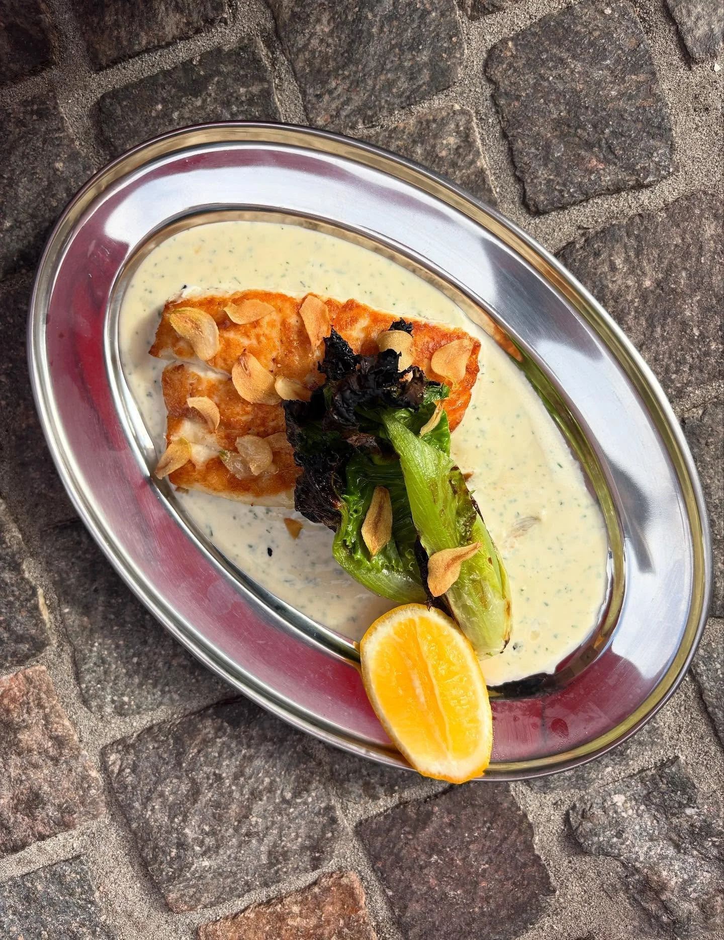 VENTURA LATE SUMMER HEATWAVE

Might be gloomy weather in the AM but there&rsquo;s some late summer fuego on the menu for dinner tonight.

Ike jime Channel Islands Halibut courtesy of @kelseysachi. Pil Pil, fried garlic, wood fired @earthtrinefarm sie