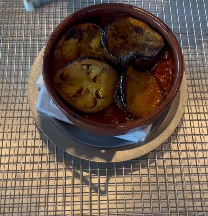 OJAI DISPATCH: SUMMER SO SOON?

The nightshades are arriving! It&rsquo;s barely June and yet, we&rsquo;re once again blessed by the SoCal sun. A delicious cazuela of confit @beylikfarms eggplant bathing in tono &agrave; la puttanesca. Finished with p