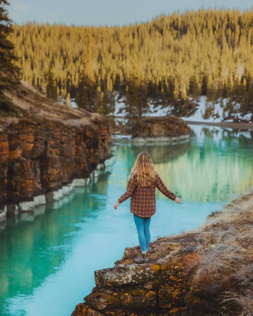Had a much needed staycation with @bestwestern at the Goldrush Inn in downtown Whitehorse, Yukon 💙🌞 Something you might not expect about Whitehorse is that we have some really fun and yummy restaurants and caf&eacute;s like @gatheryukon 🌟( last 2 