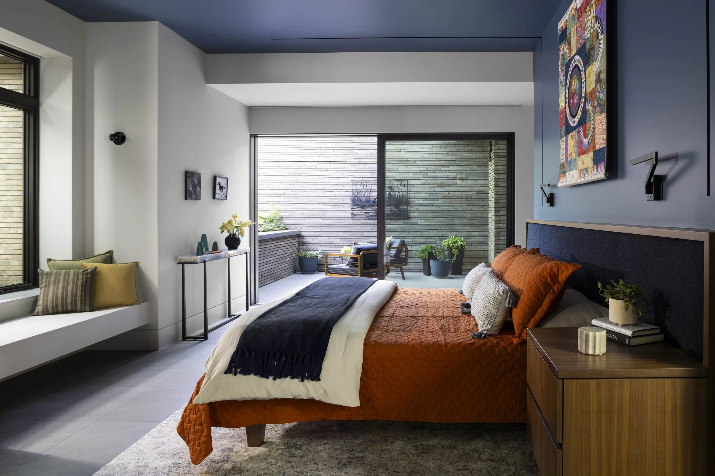 EMR_Bedroom13371.jpg