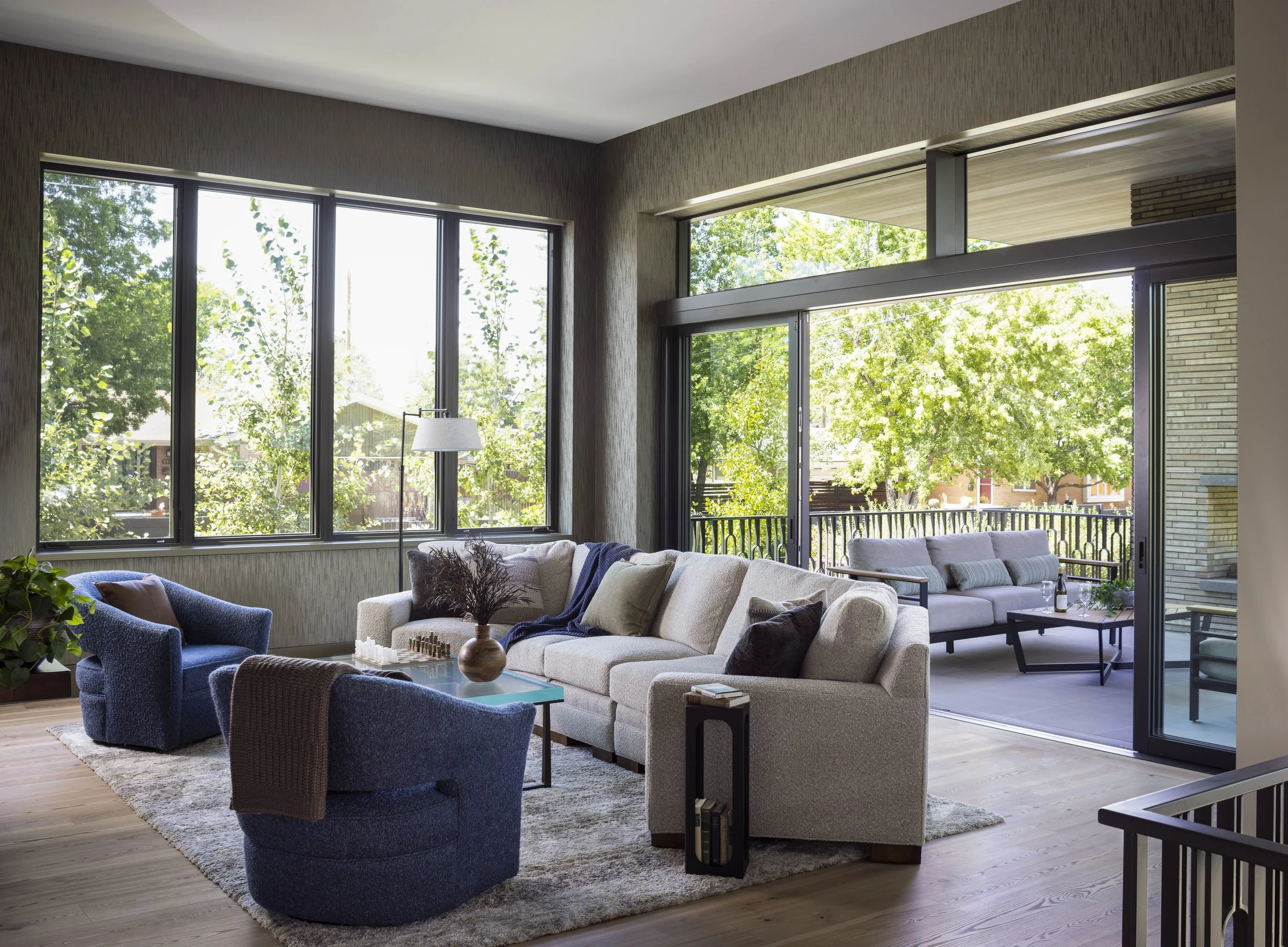 EMR_Familyroom13316.jpg