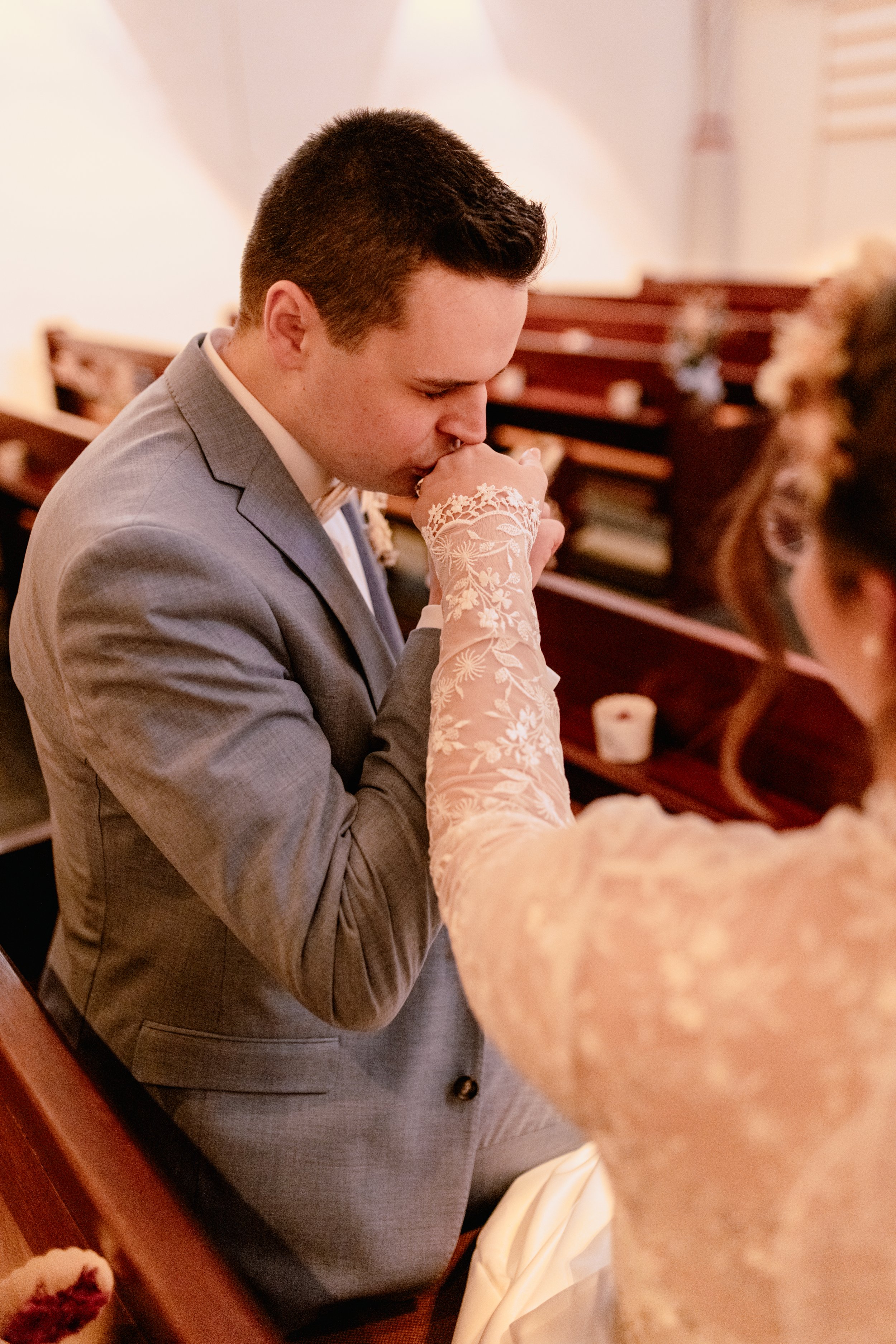 winterpaarshooting-emotionale bilder-winterhochzeit