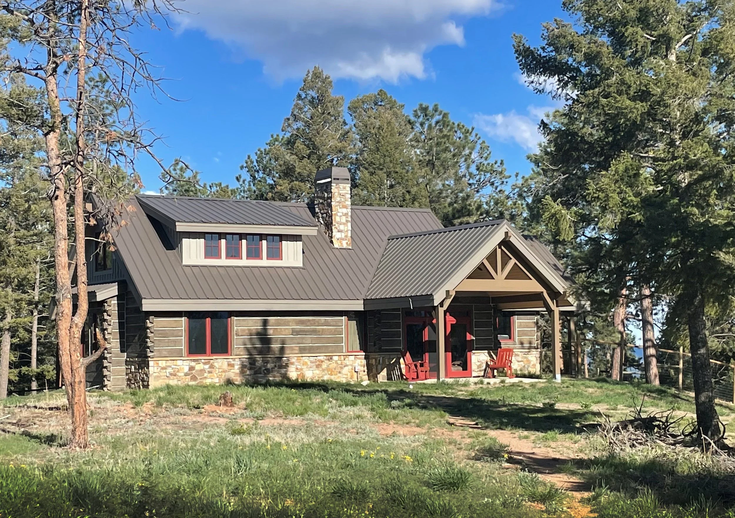 Cabin_Exterior.jpg