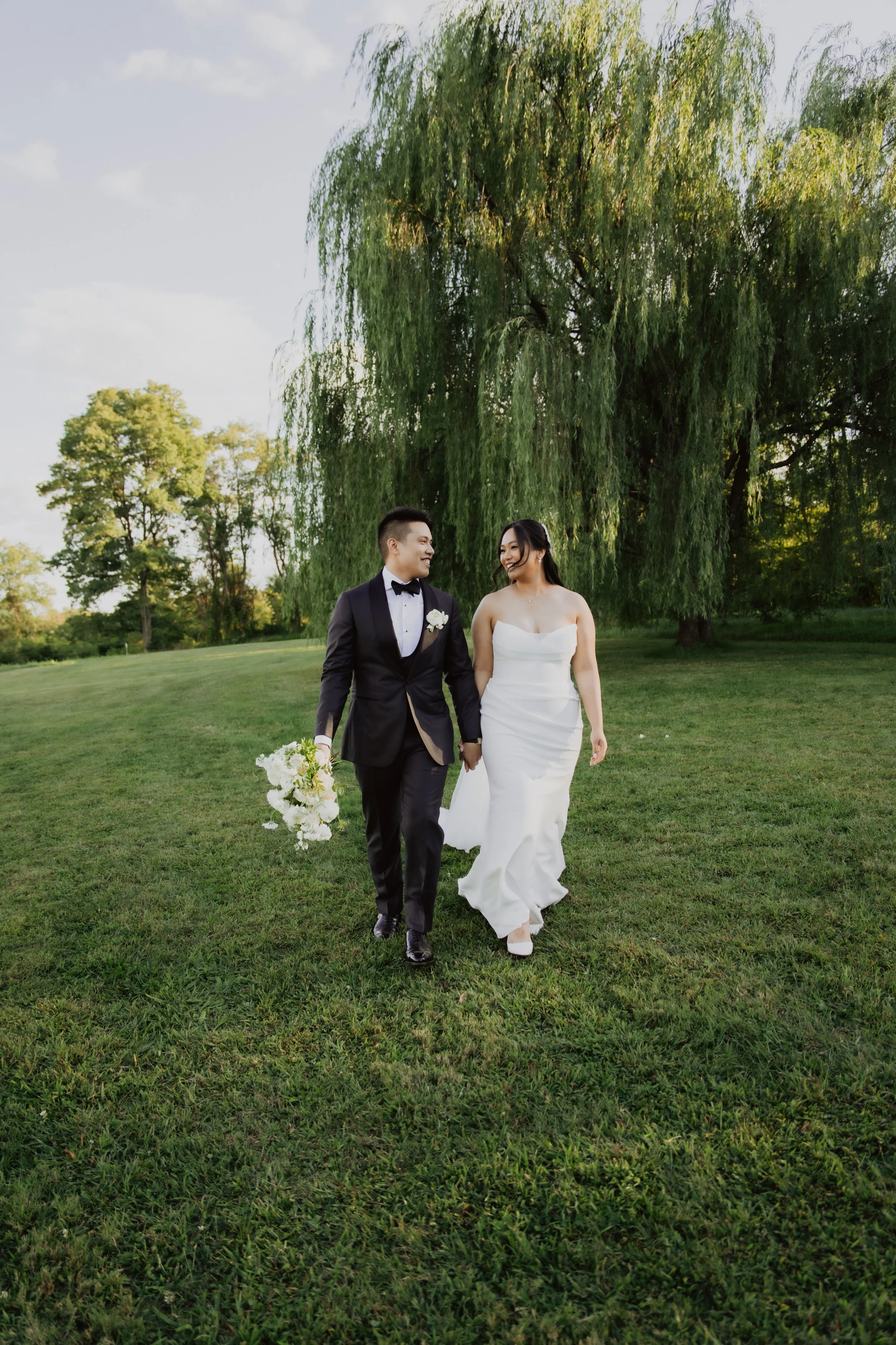 Shirley & Adriel: Red Maple Vineyard