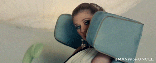 UNCLE_trailer2_chair_v04_jo.gif