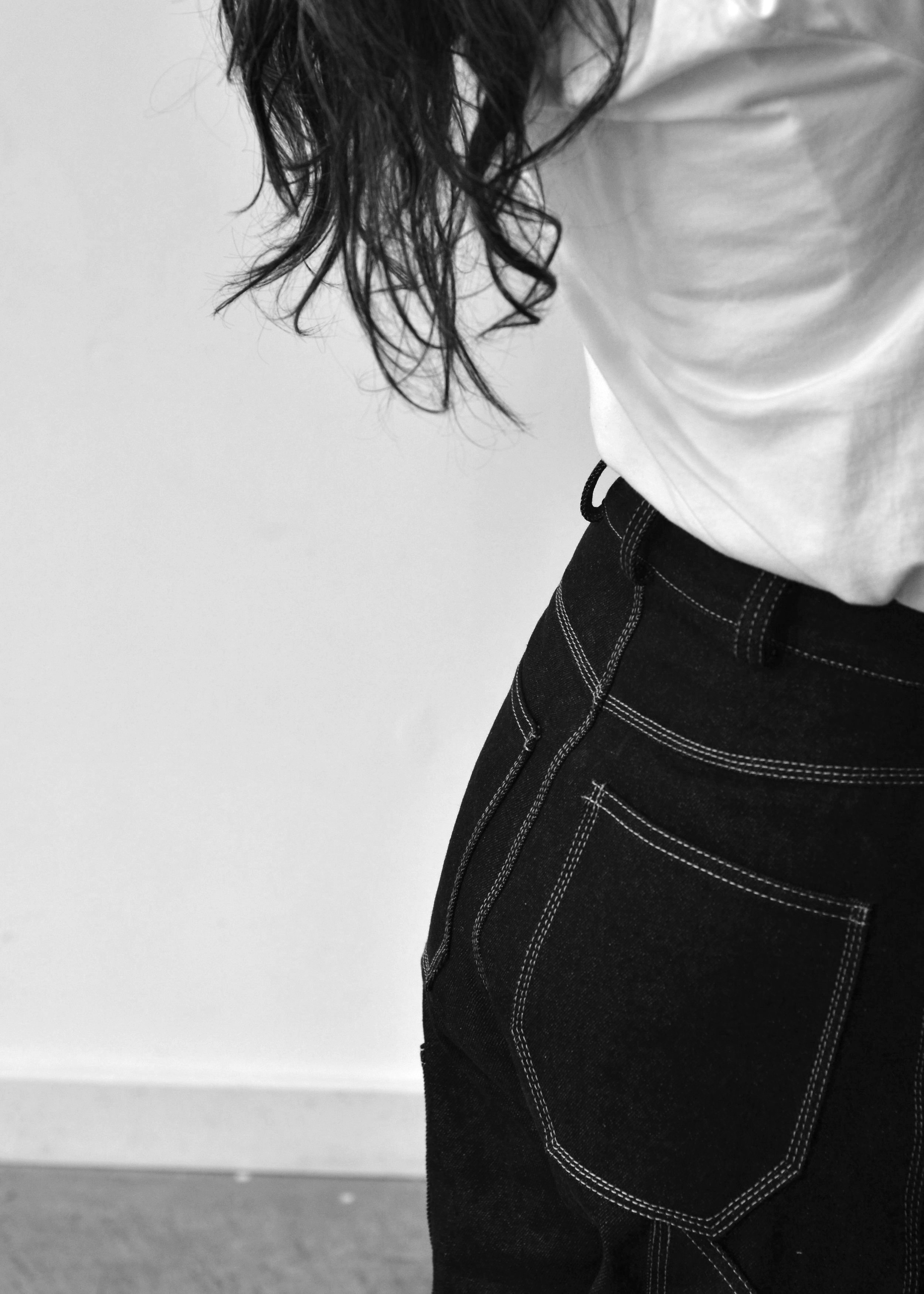 IN-DIGO+BRUNA+HIGH+WAISTED+RELAXED+DENIM+-+BLACK+6.jpg