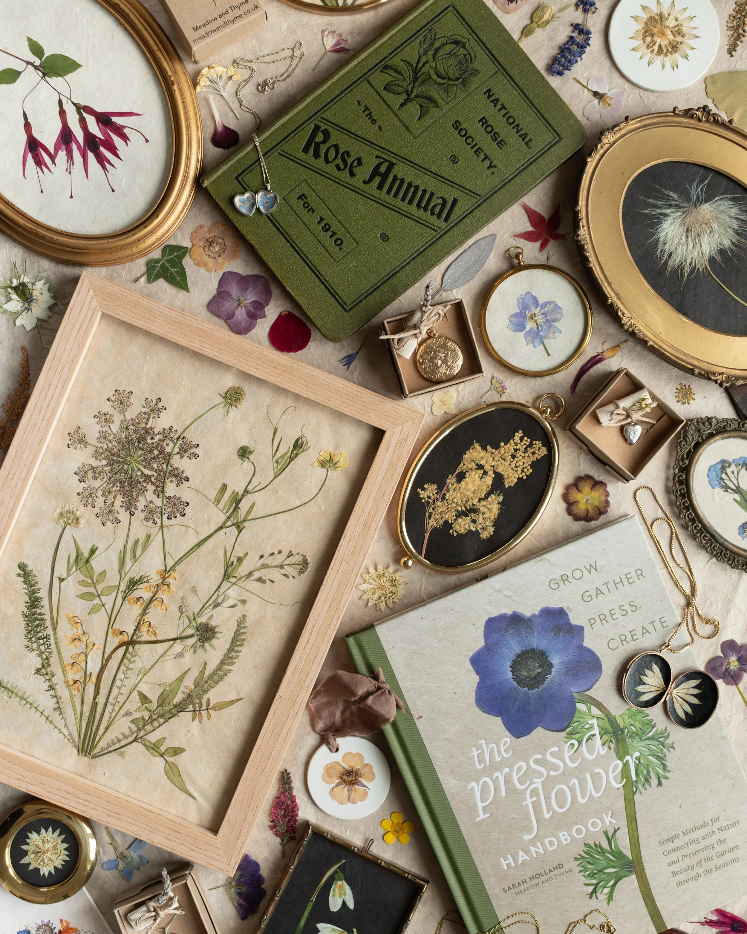 To celebrate the beautiful sunny bank holiday and the release of The Pressed Flower Handbook, any order over &pound;20 placed through my website today or tomorrow will include a free &lsquo;Seasonal Rhythms&rsquo; printed greetings card. A little tha