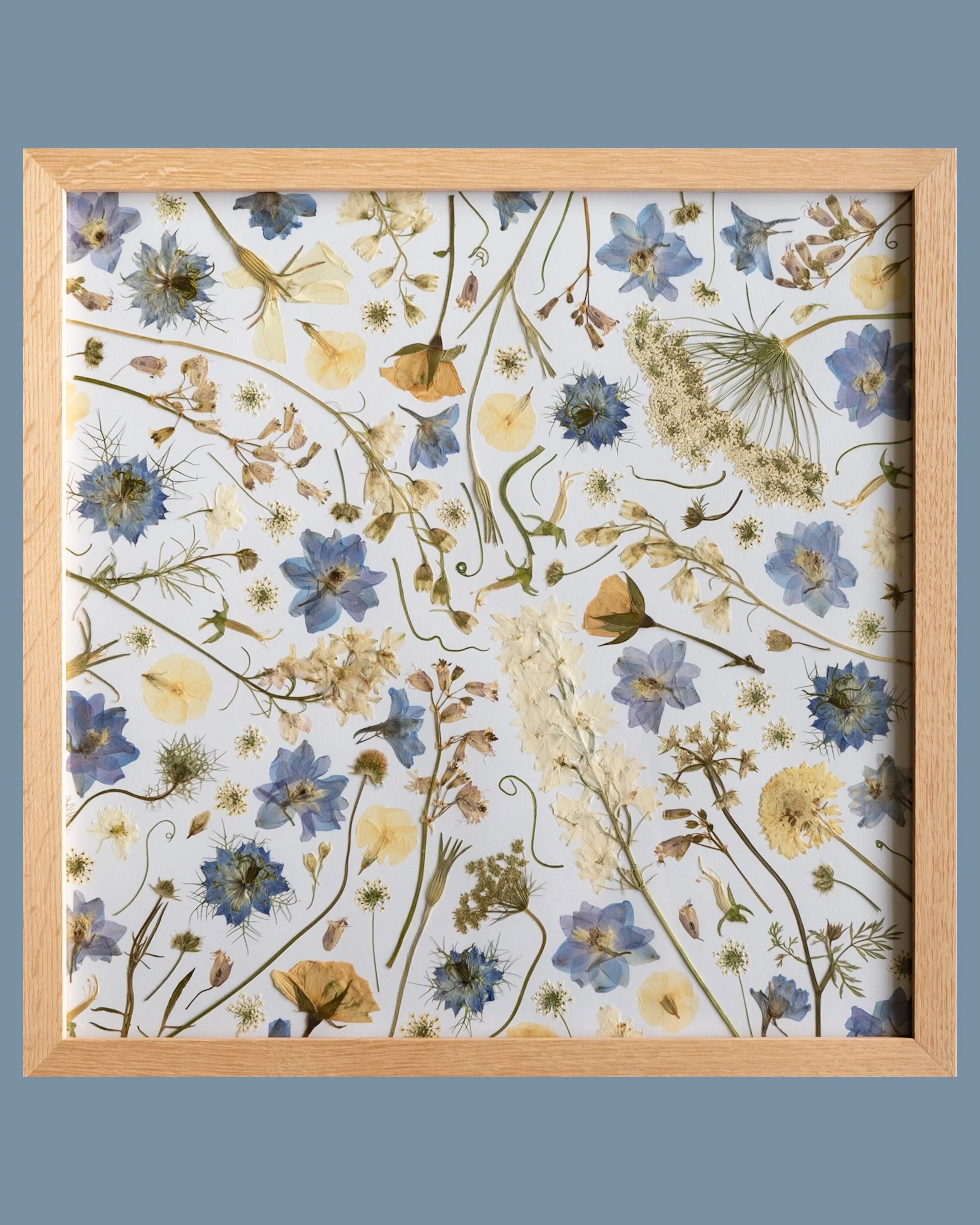 Congratulations Alex and Amy, I hope you love your pressed wedding flower artwork! 🤍

Wedding flowers by @bride_and_bloom 
Pressed flower artwork by @meadowandthyme