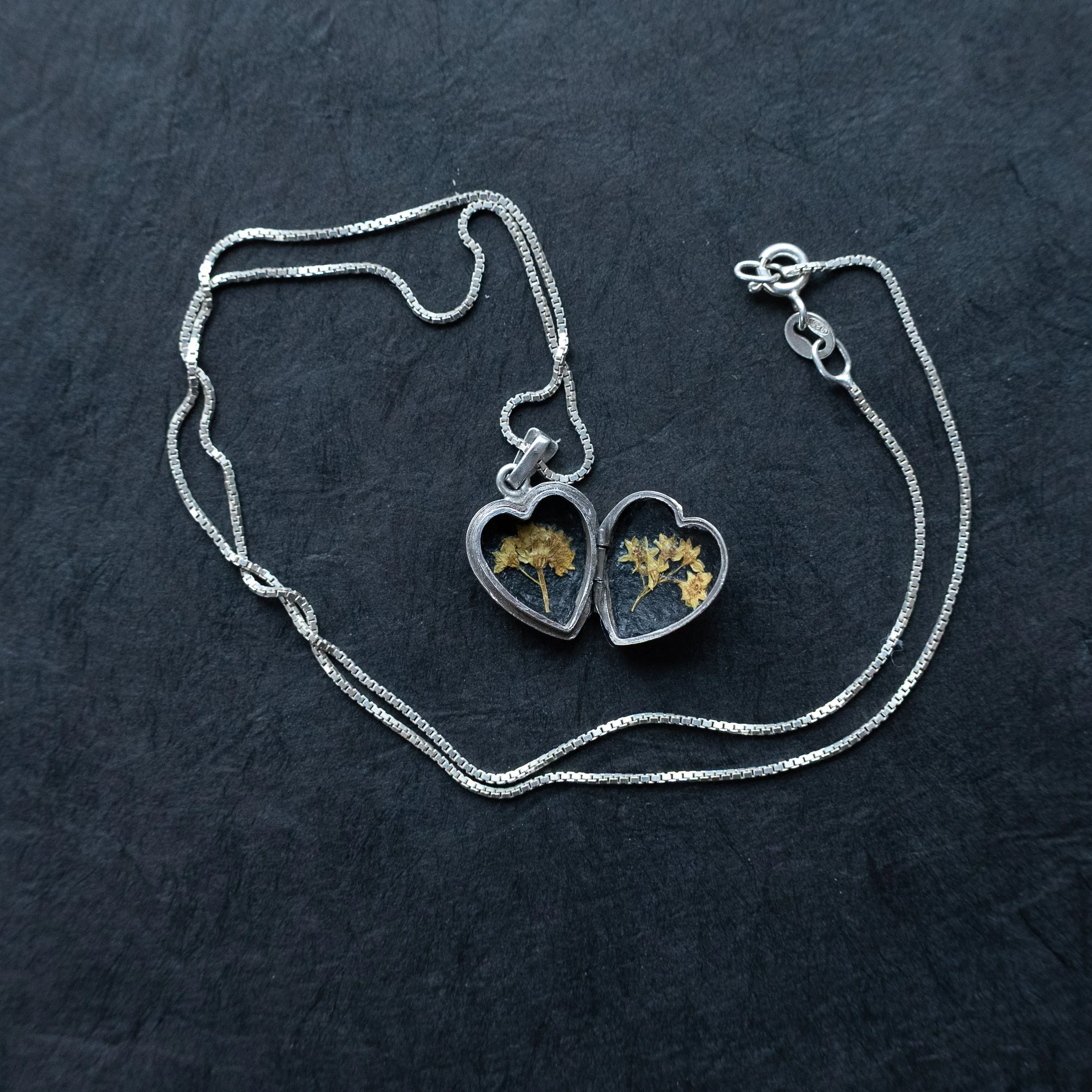 Vintage Locket - Lady's Mantle 03