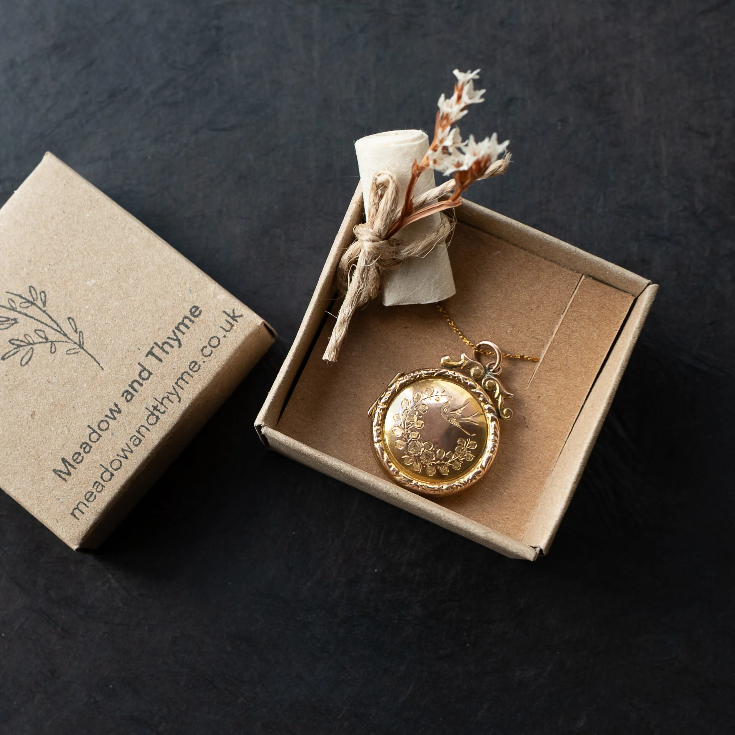 Vintage Locket - Queen Anne's Lace 07 (9CT Gold)
