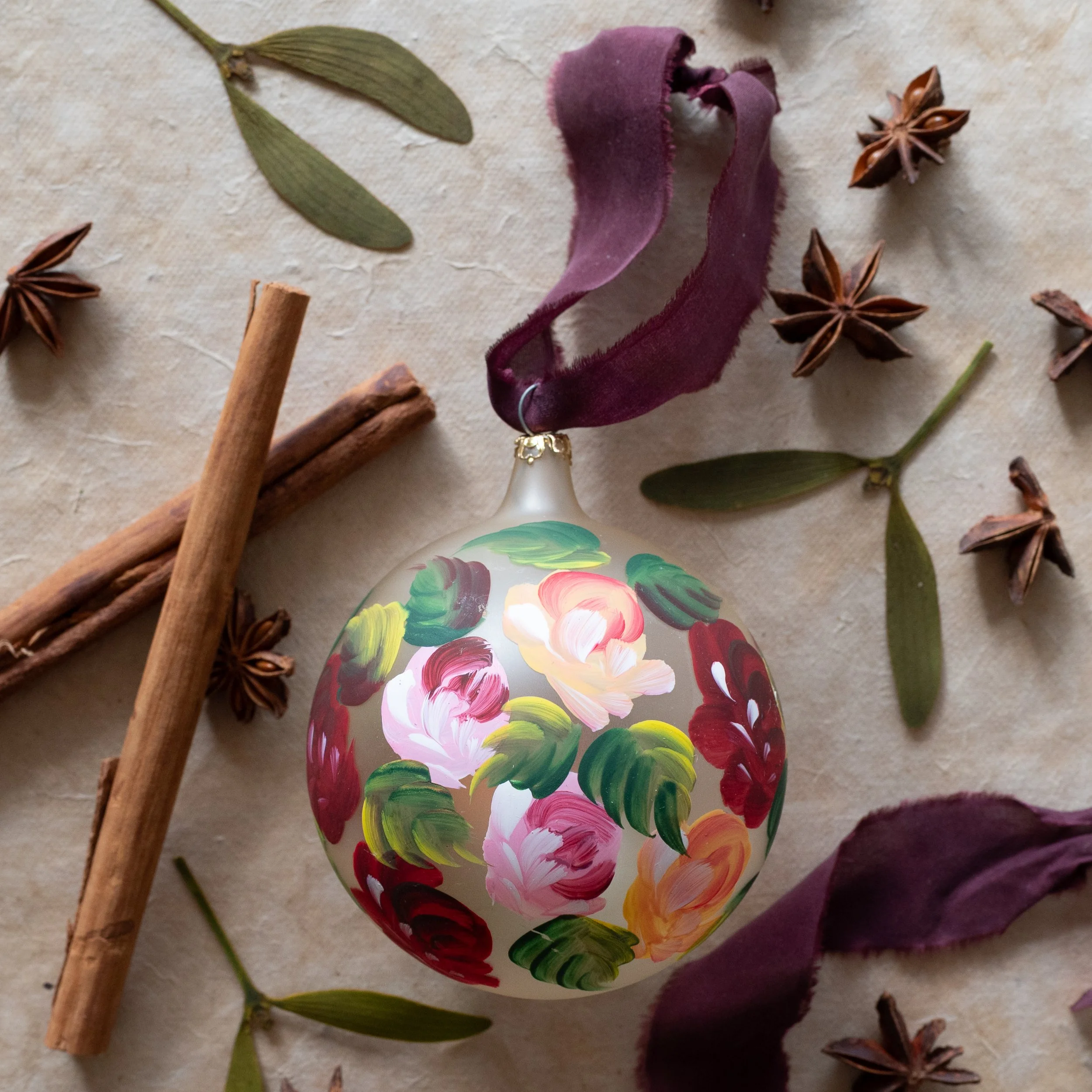 Bauble 1.1.jpg