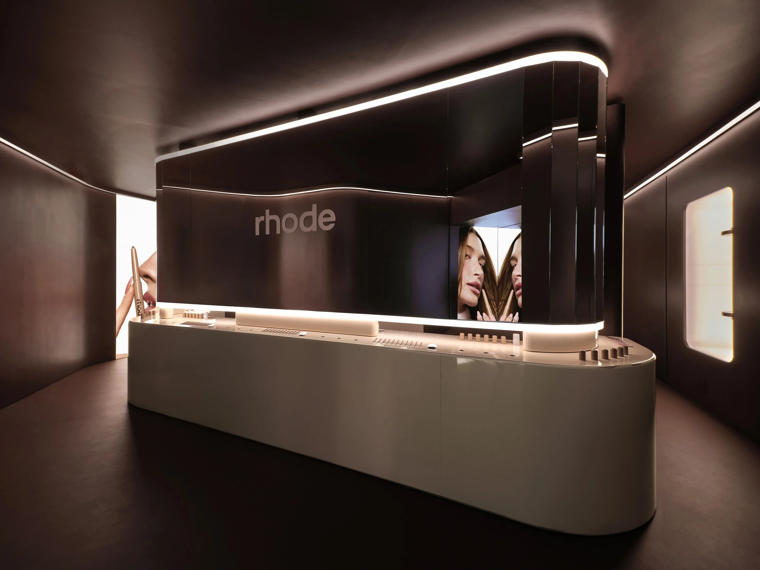 Rhode_LA21 vV3 copy.jpg