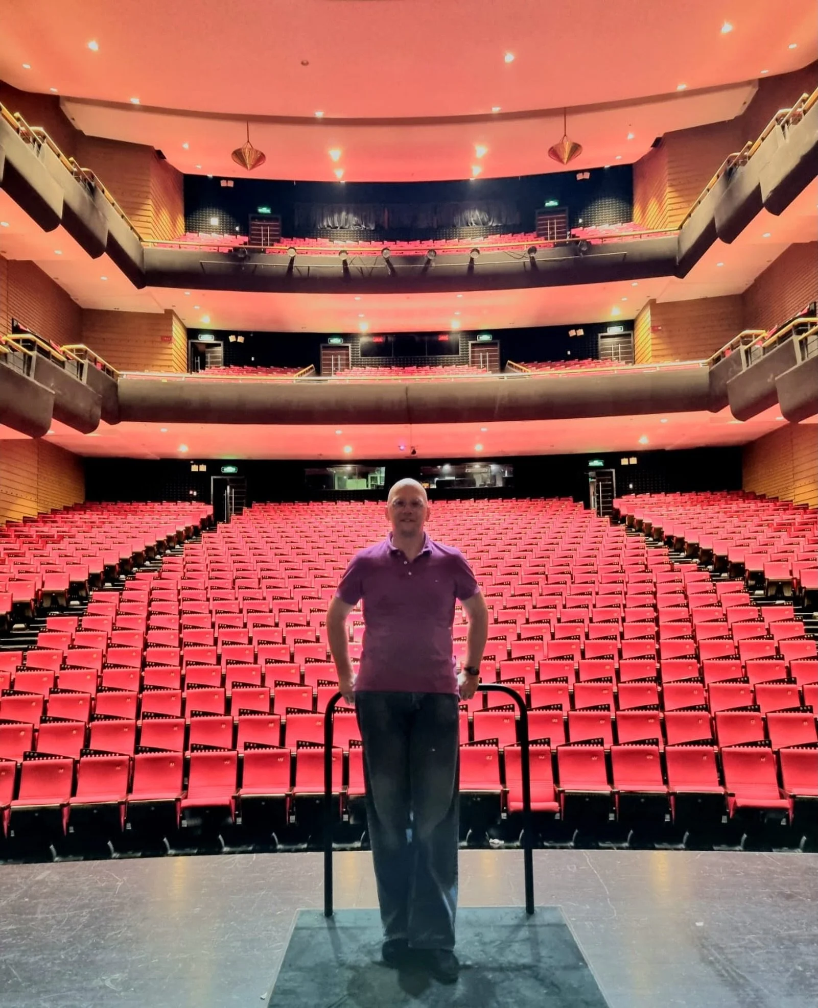 Bach arrangements for large orchestra - I am utterly captivated by this magnificent program, with its rich, late-Romantic orchestral sound and incredible tonal variety - Thank you, Hangzhou Philharmonic Orchestra, for having me
&mdash;
#johannsebasti