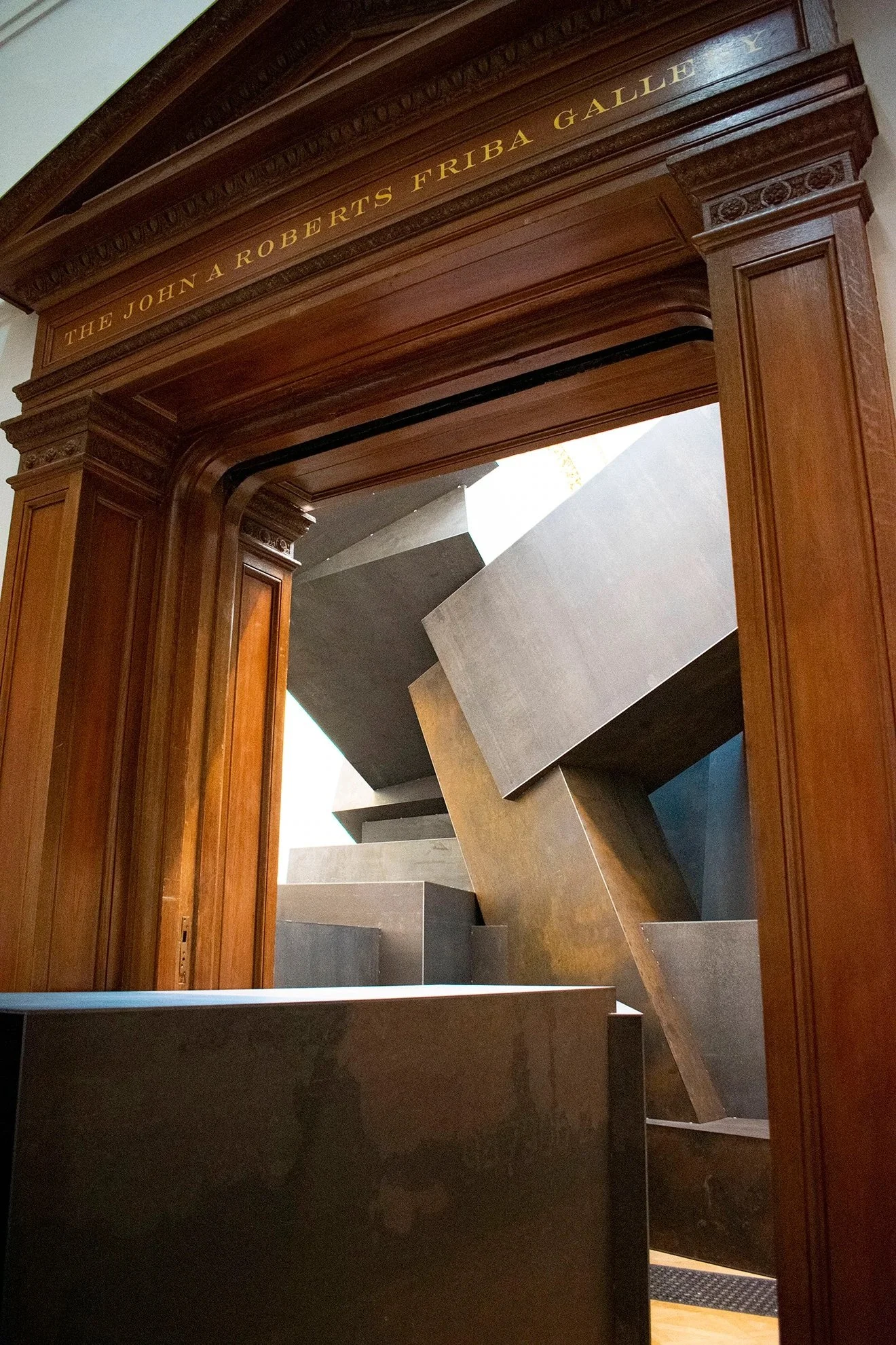Antony_Gormley_Royal_Academy_Of_Arts_33.jpeg