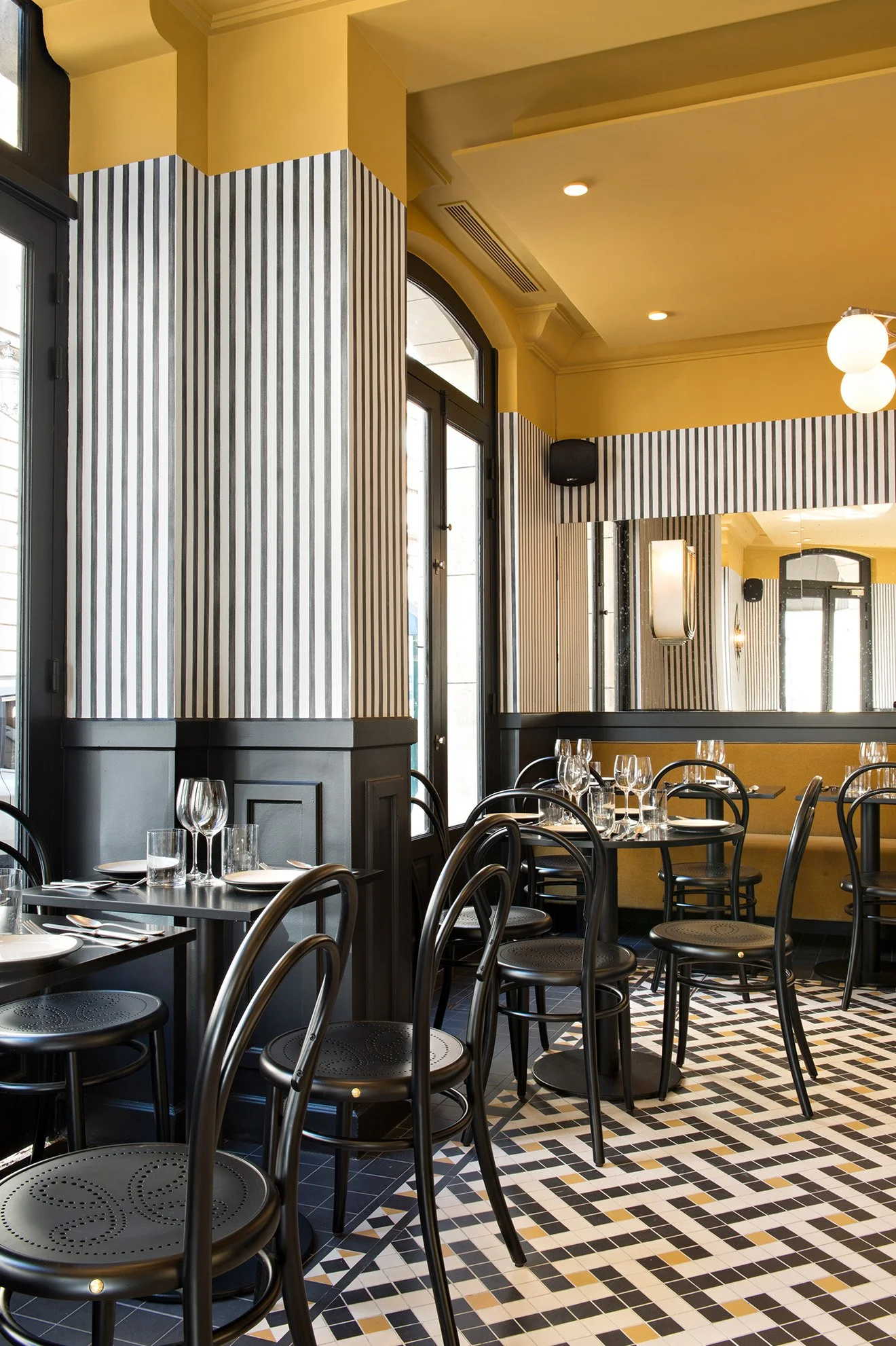 Emilie_Bonaventure_Epoca_Paris_Restaurant_Design_Martyn_White_Designs_Blog_1.jpg