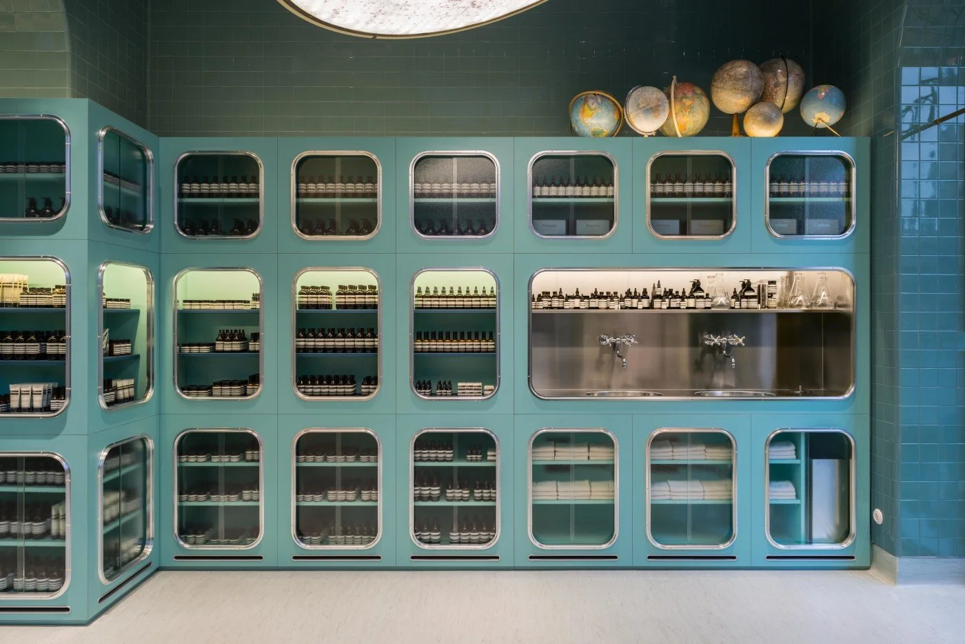 DIMORESTUDIO_AESOP-CORSO-MAGENTA_PHPaolaPansini-8-1400x934.jpg