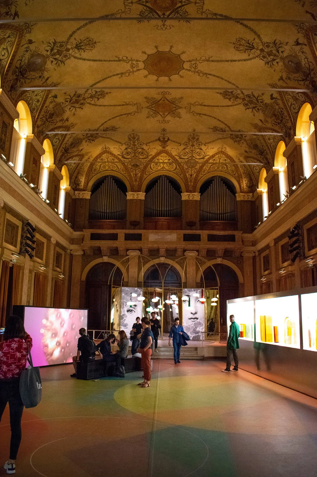 Wonderglass_kosmos_salone_del_mobile_Milan_13.jpg