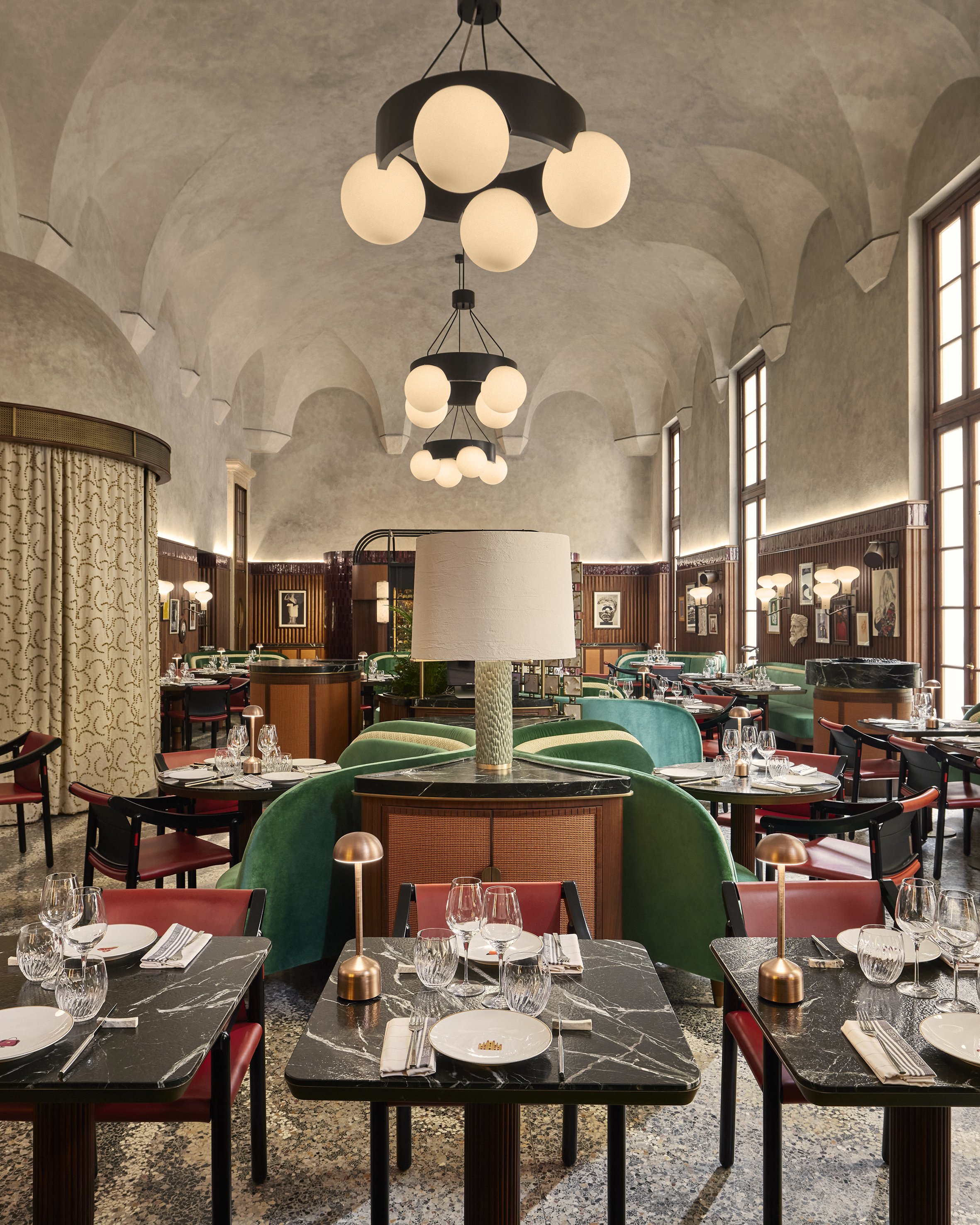 Humbert_and_Poyet_Beefbar_Milan_Interior_Design_Martyn_White_London_10.jpg
