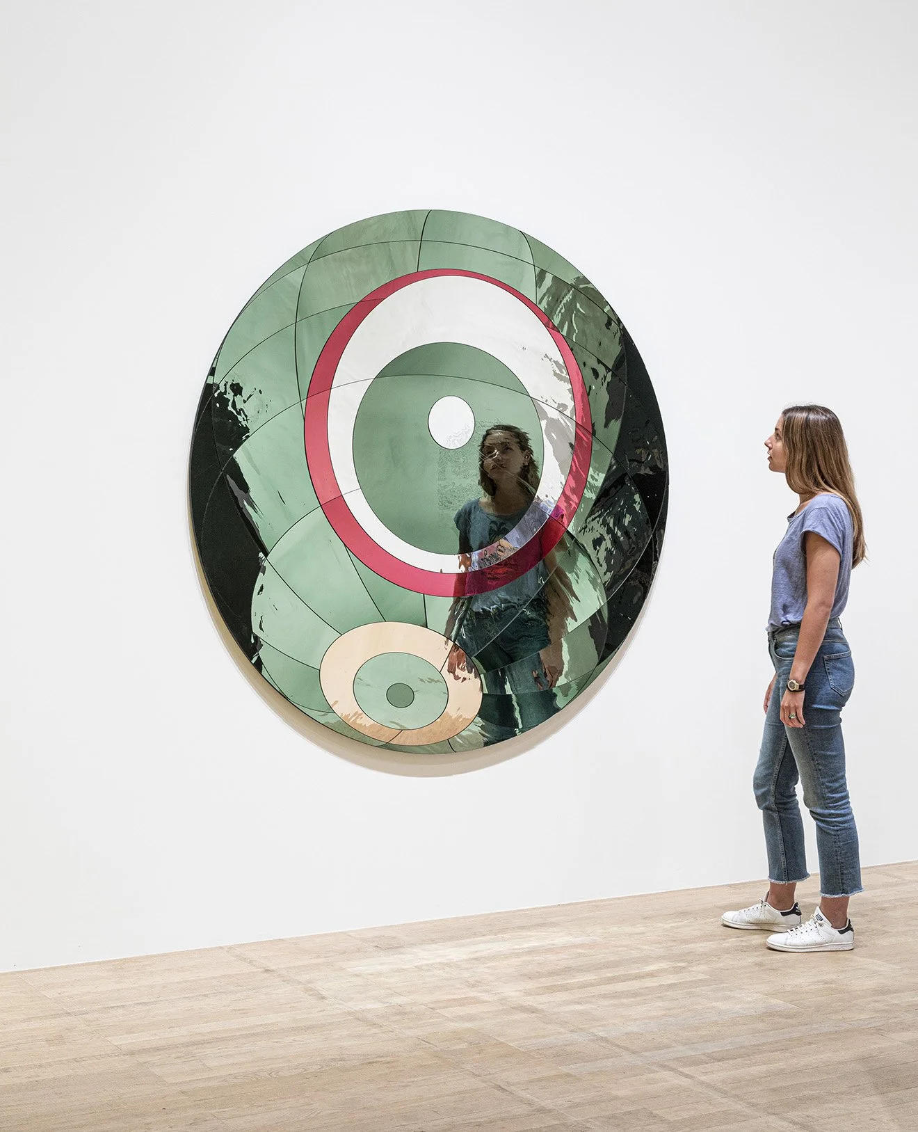 Olafur_Eliasson_Glacial_spherical_flare.jpg
